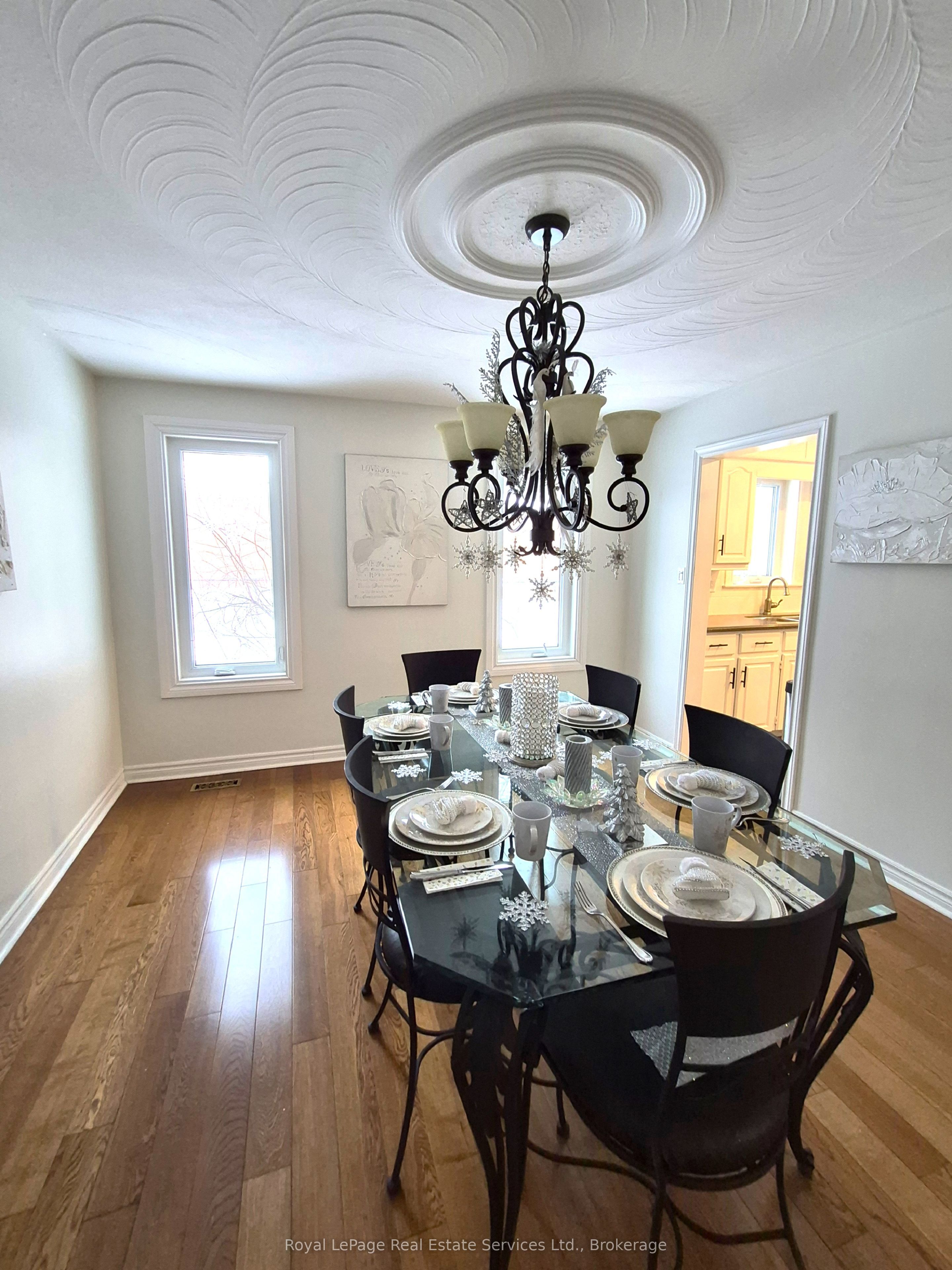184 Dundas Street E Property Photo 15