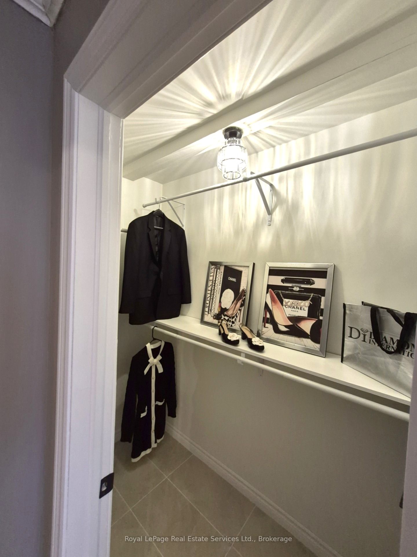 184 Dundas Street E Property Photo 19