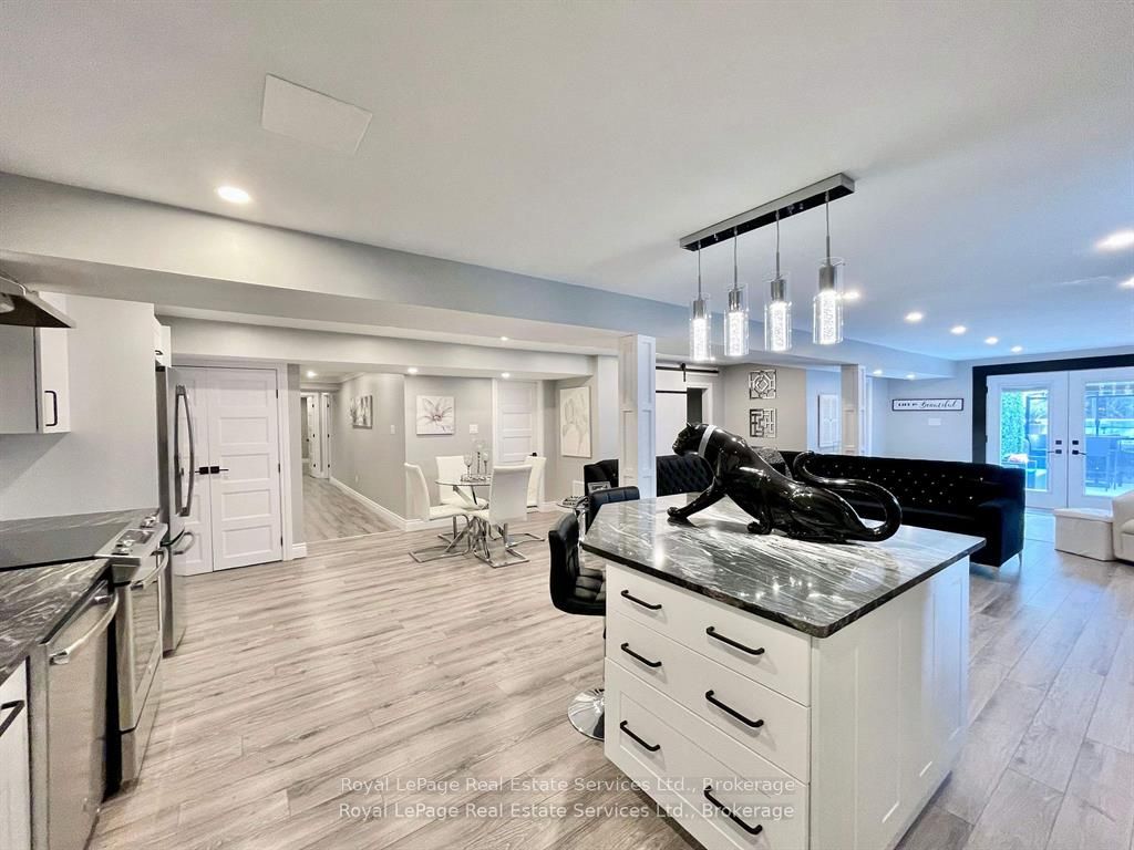 184 Dundas Street E Property Photo 30
