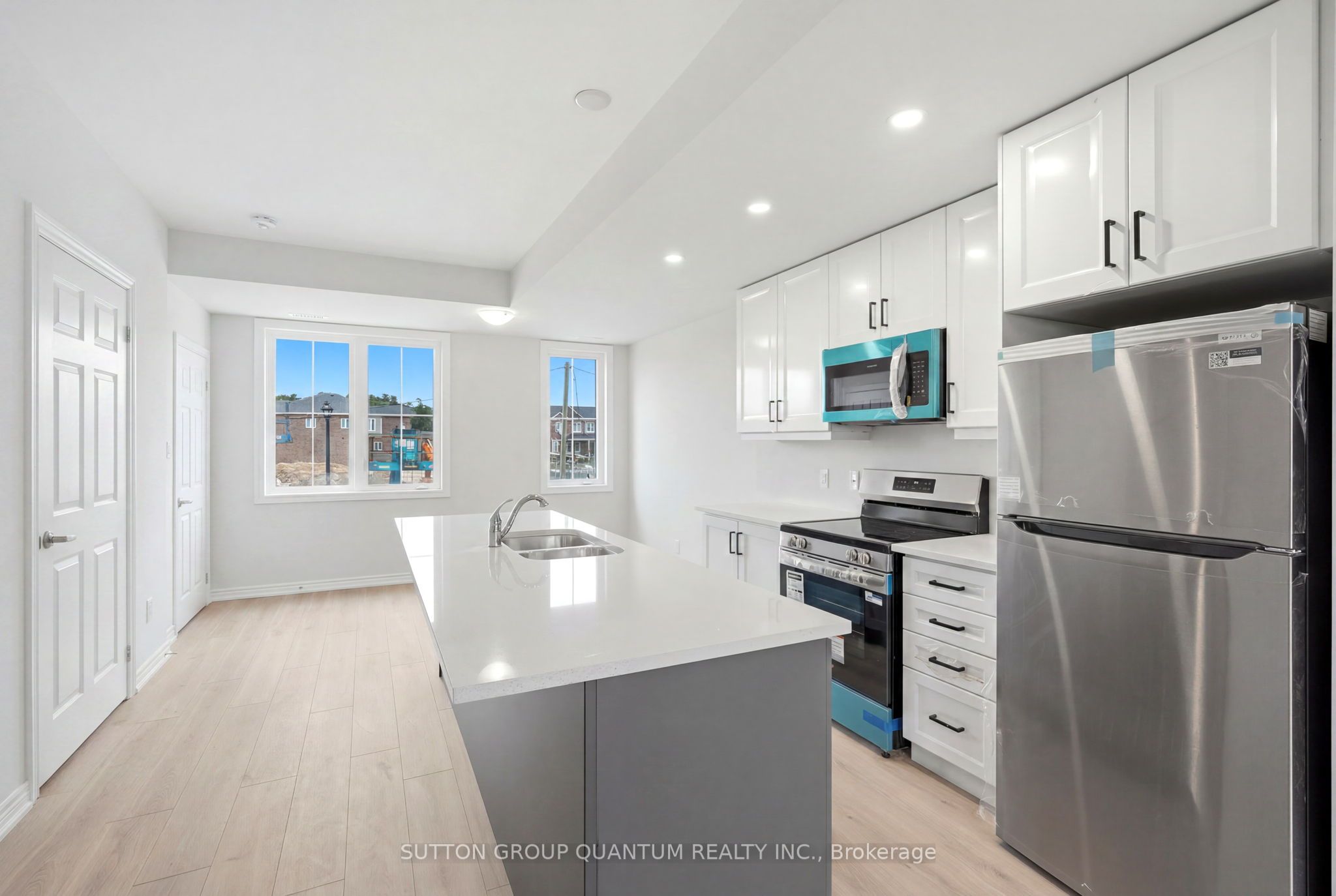 677 Park Road N 70 Property Photo 5