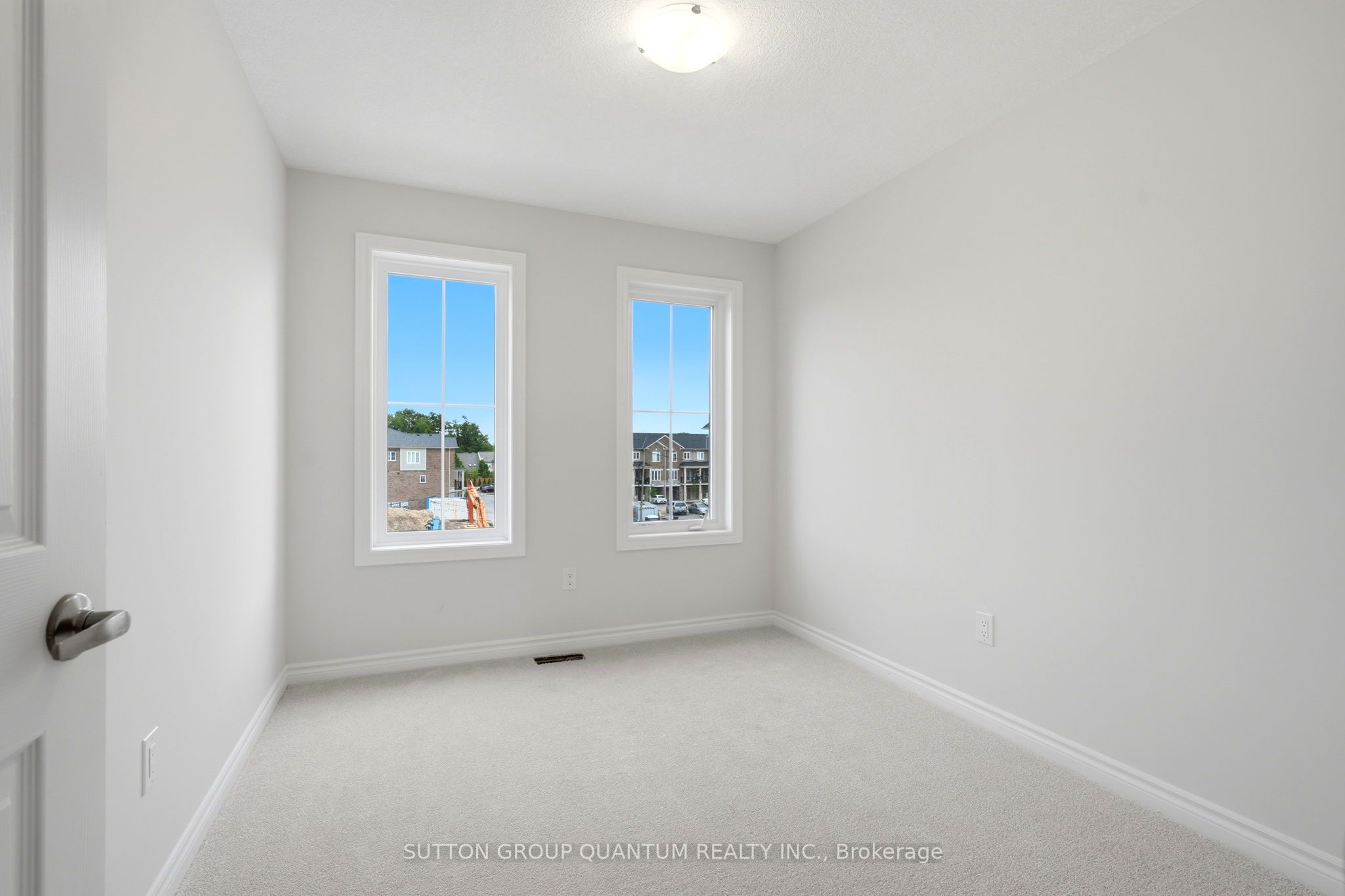 677 Park Road N 70 Property Photo 26