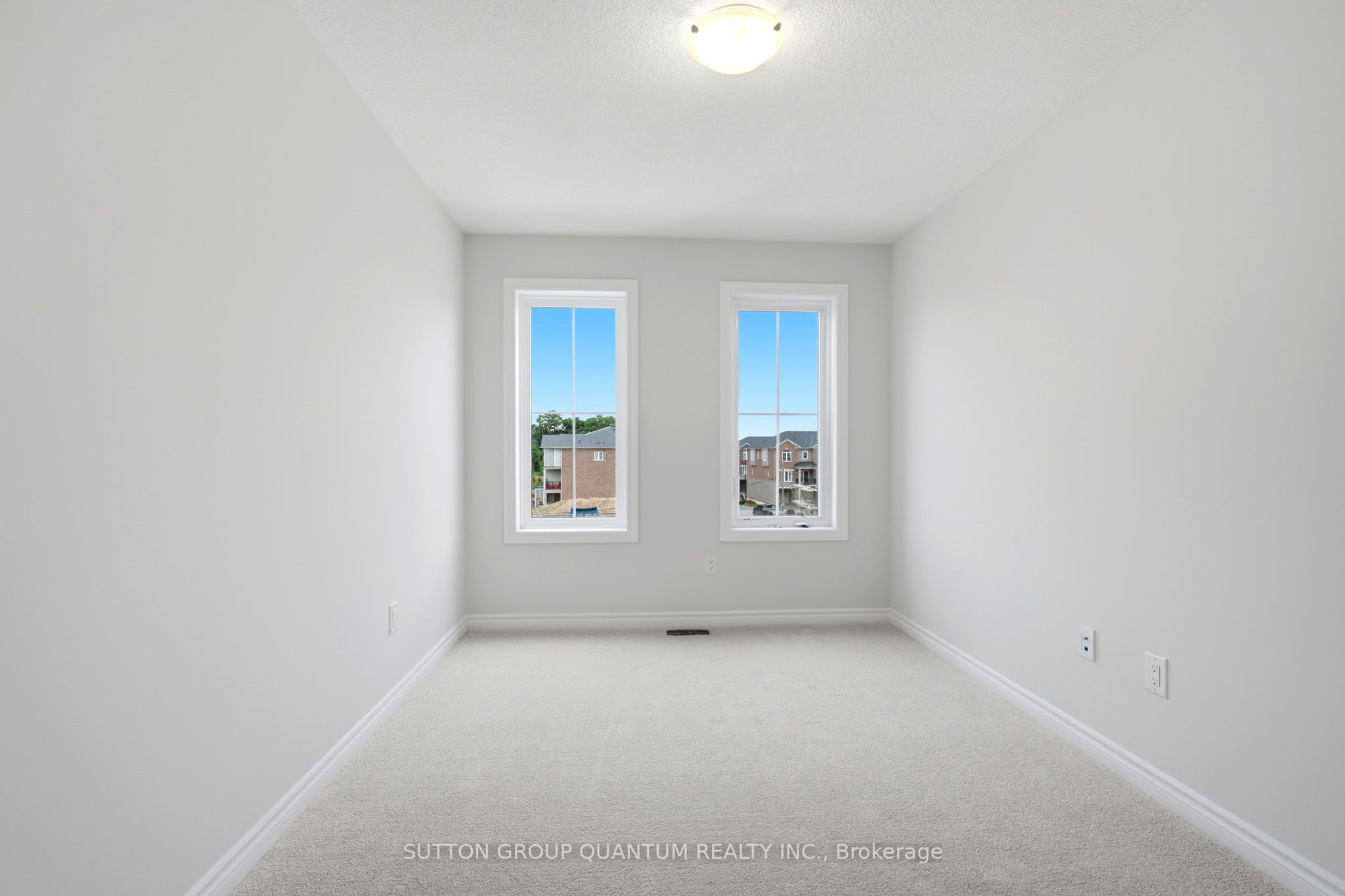 677 Park Road N 70 Property Photo 29