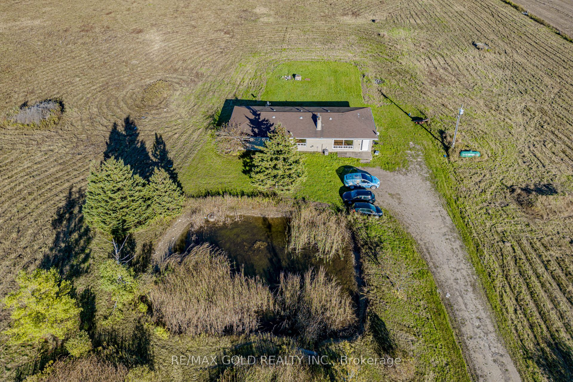 255505 9th Line Property Photo 1