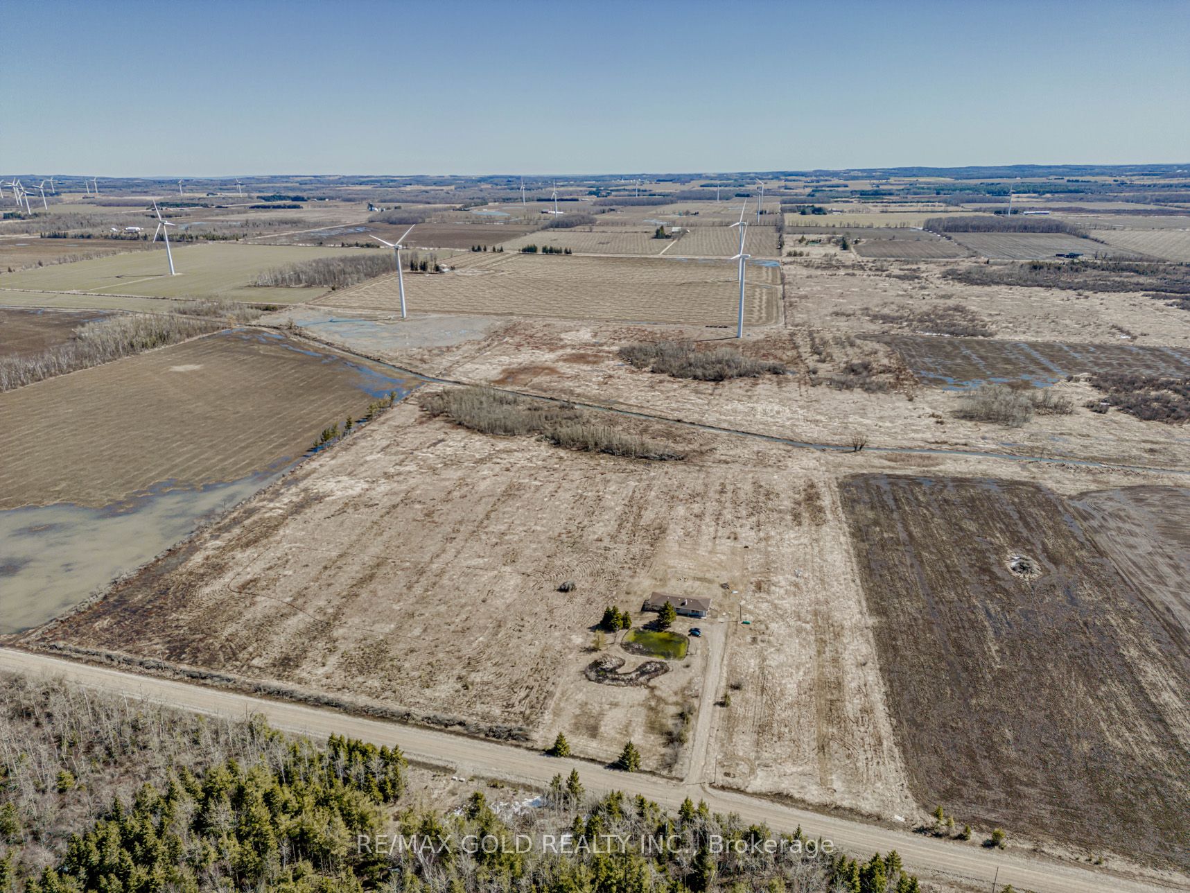 255505 9th Line Property Photo 5