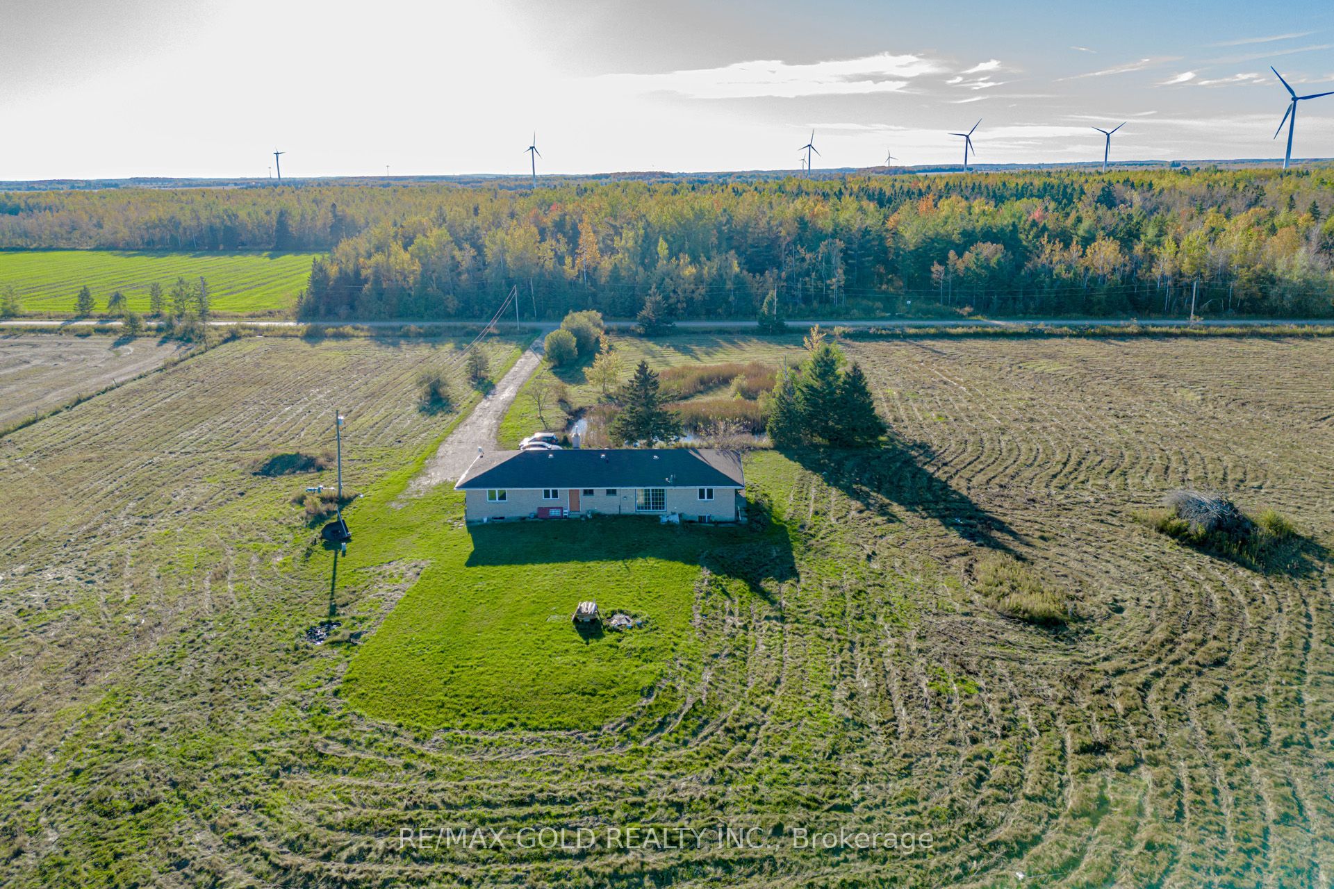 255505 9th Line Property Photo 11