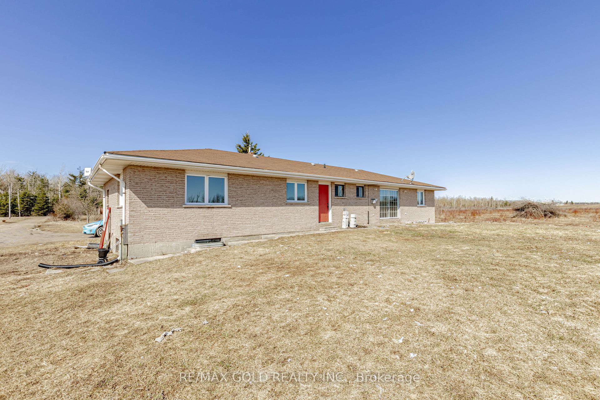 255505 9th Line Property Photo 16