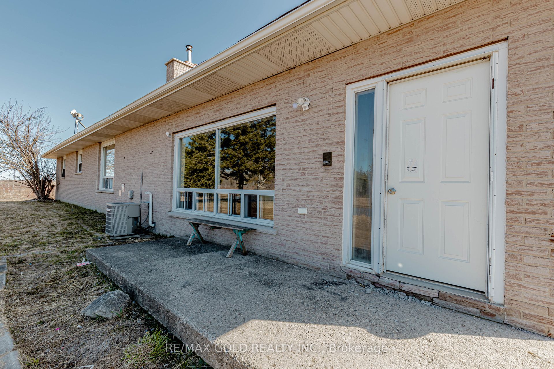 255505 9th Line Property Photo 41