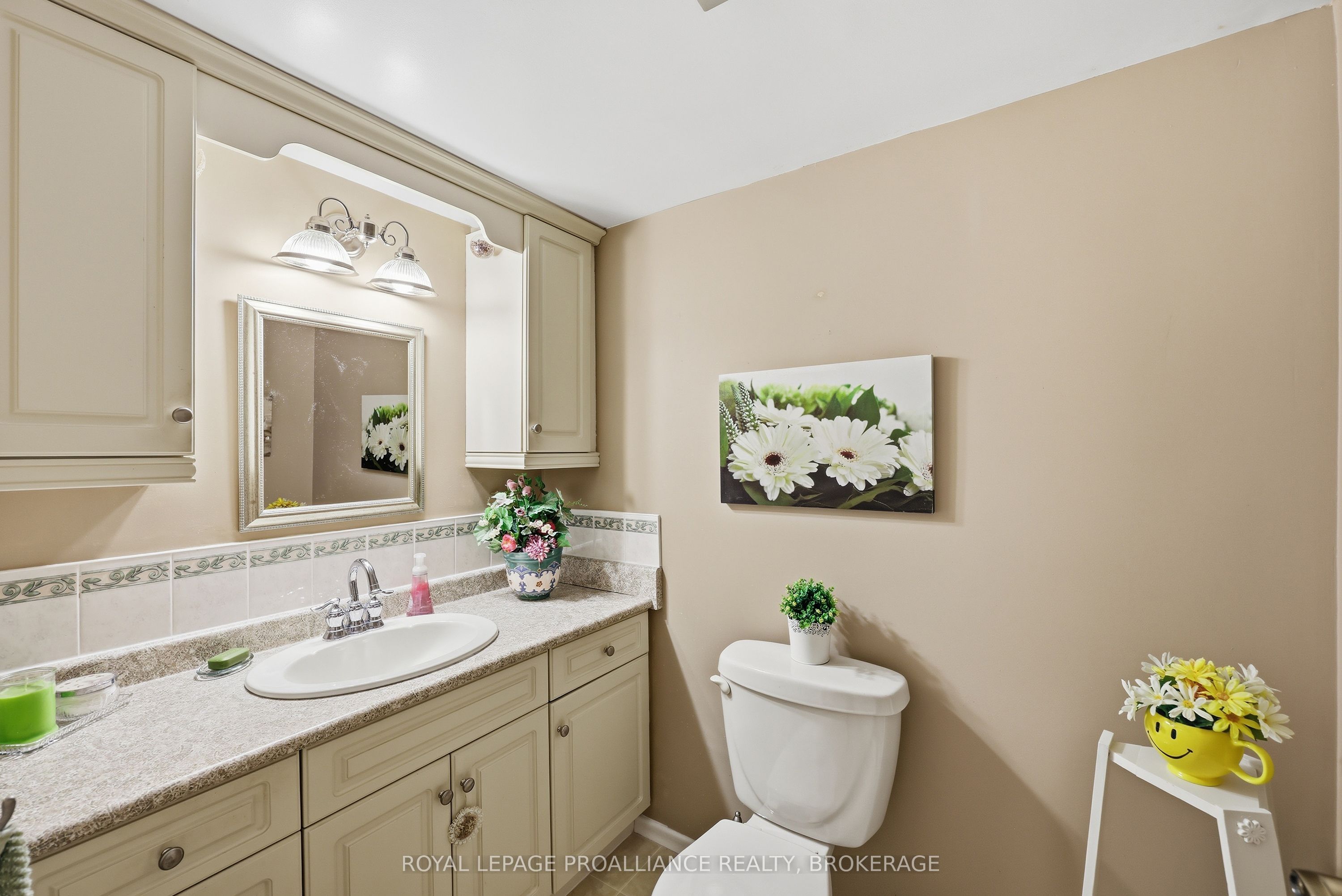 2 Mowat Avenue 806 Property Photo 33