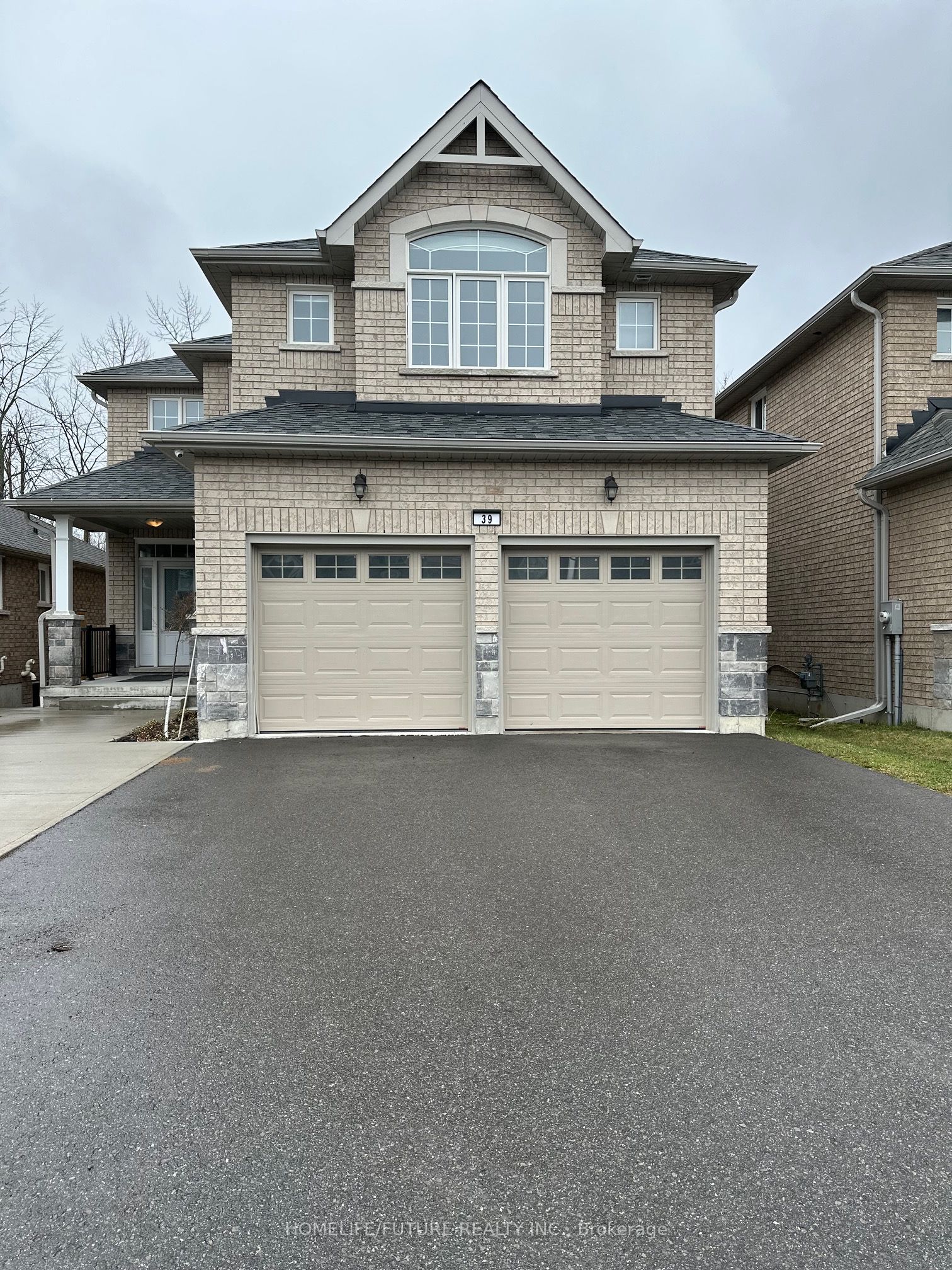 39 Summer Lane Property Photo 1