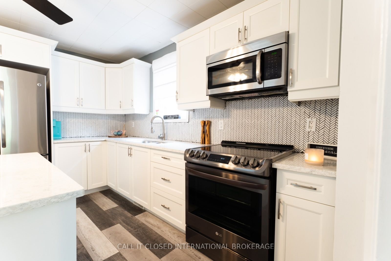 326 Smith Street Property Photo 9