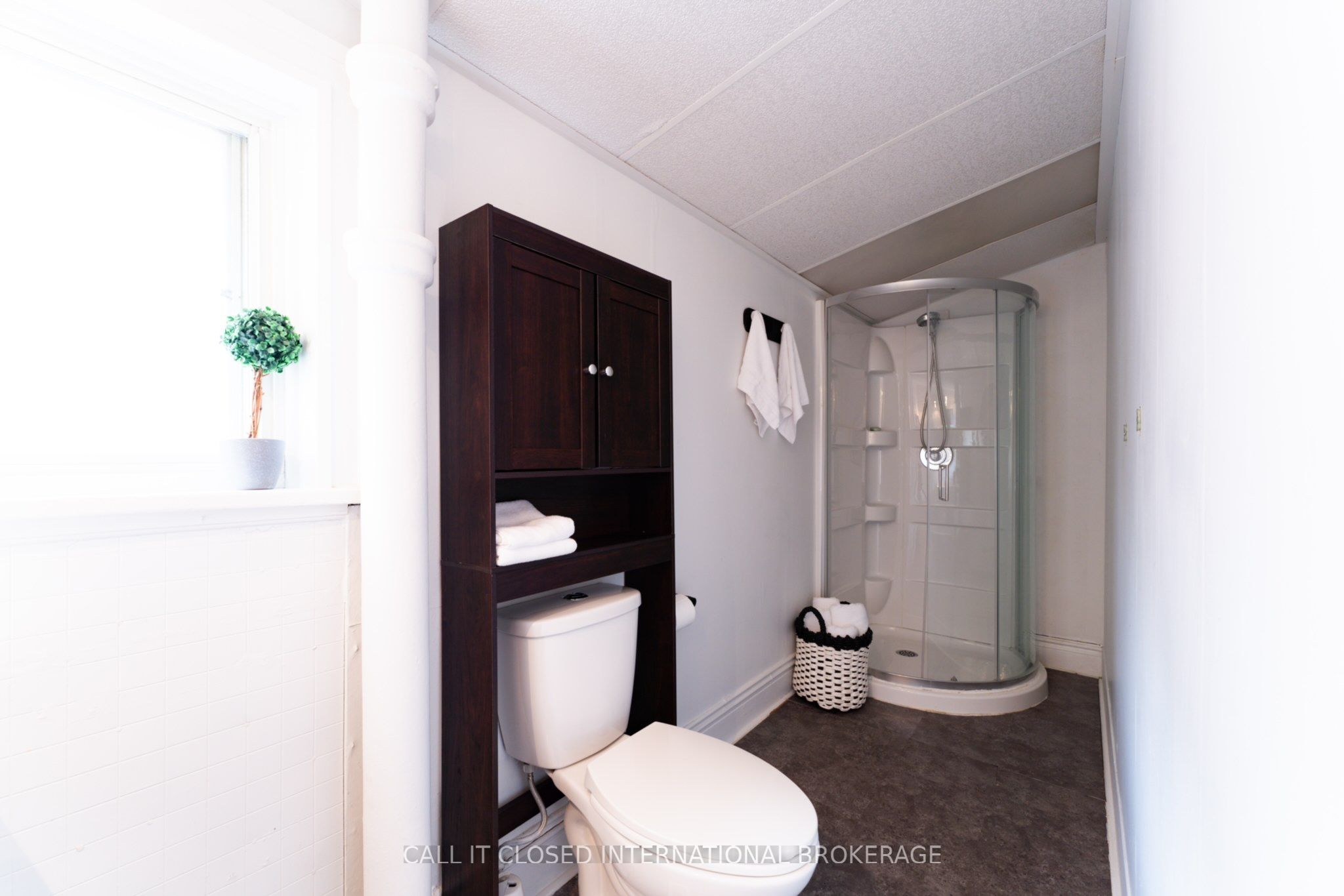 326 Smith Street Property Photo 22