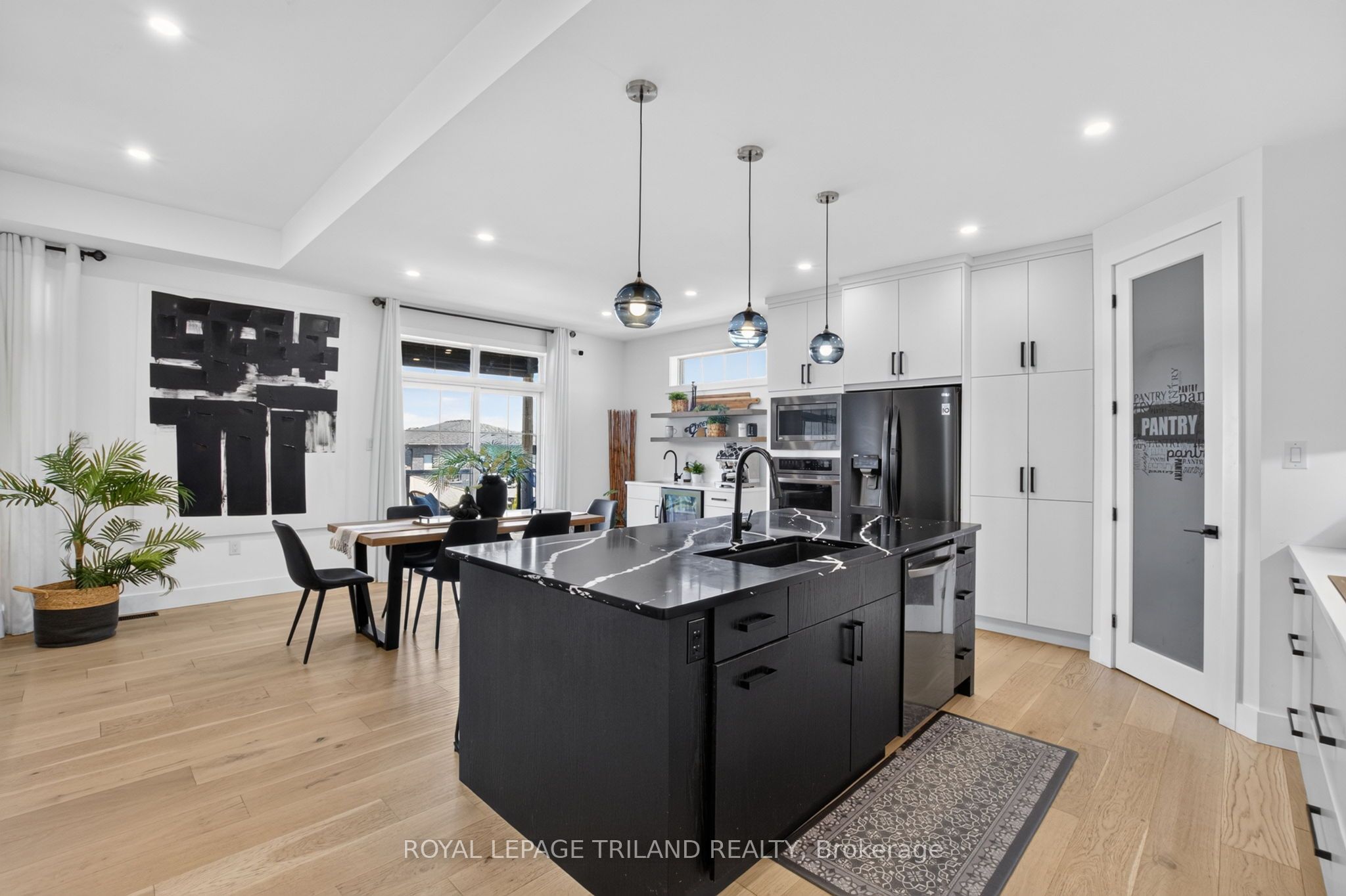 1757 Upper West Avenue Property Photo 13