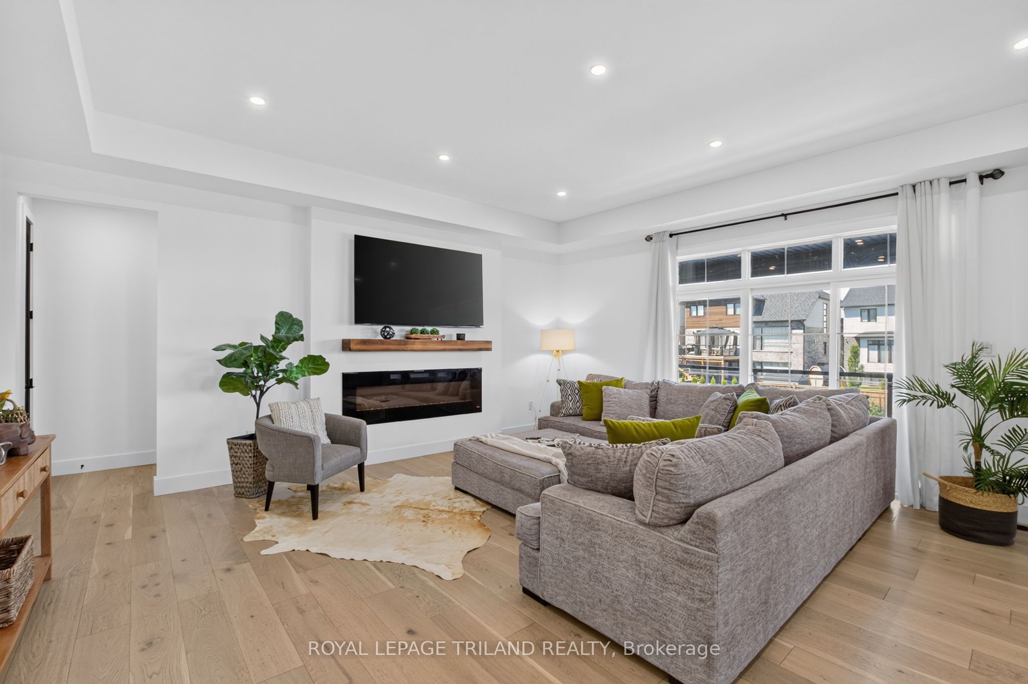 1757 Upper West Avenue Property Photo 21