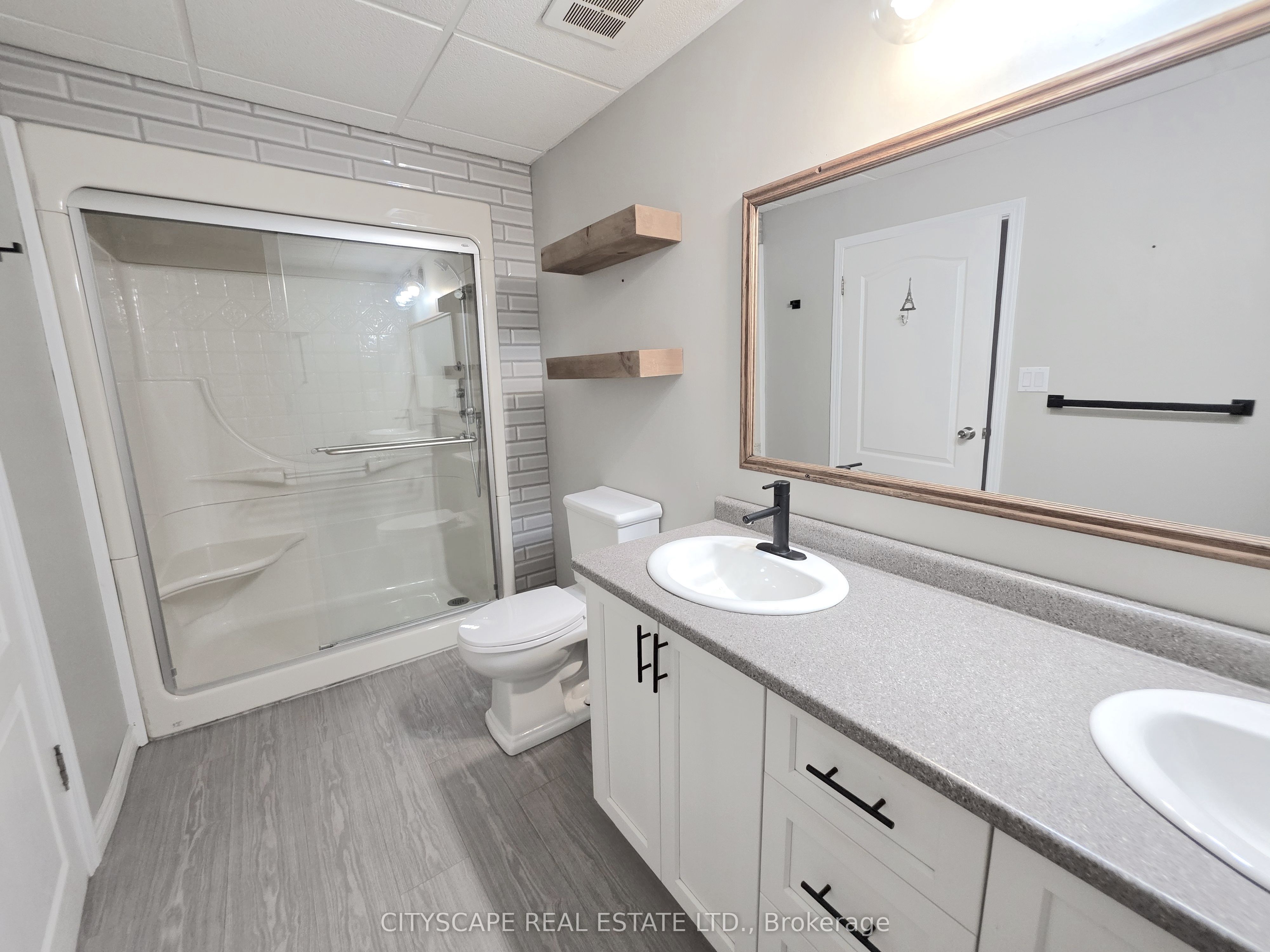 64 George Street S Property Photo 19
