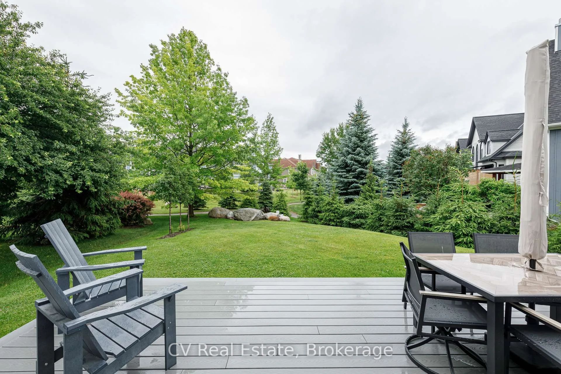 141 Snowbridge Way Property Photo 46