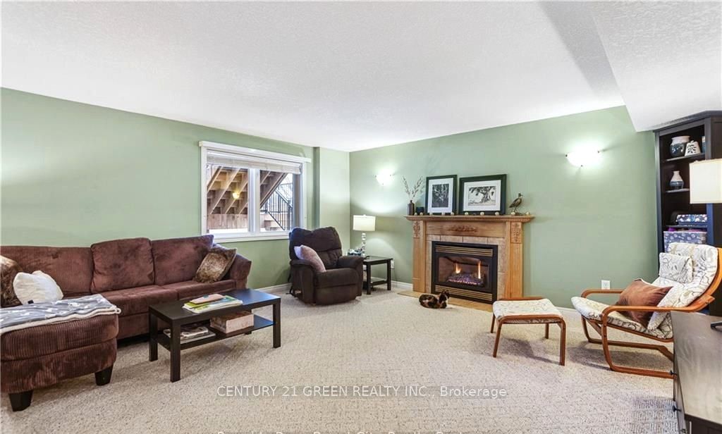 17 Jean Anderson Crescent Lower Property Photo 10
