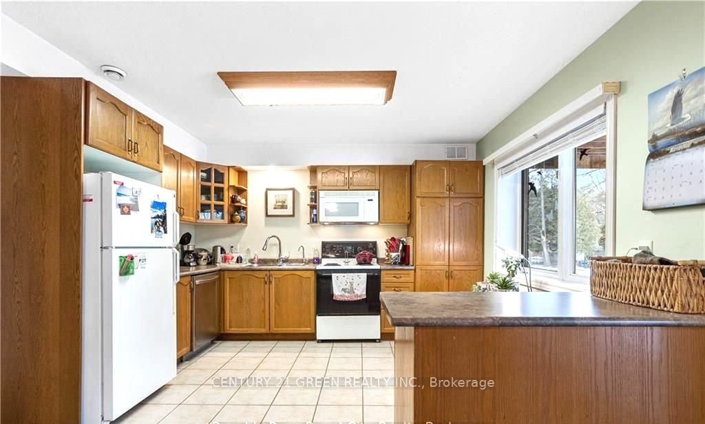 17 Jean Anderson Crescent Lower Property Photo 13