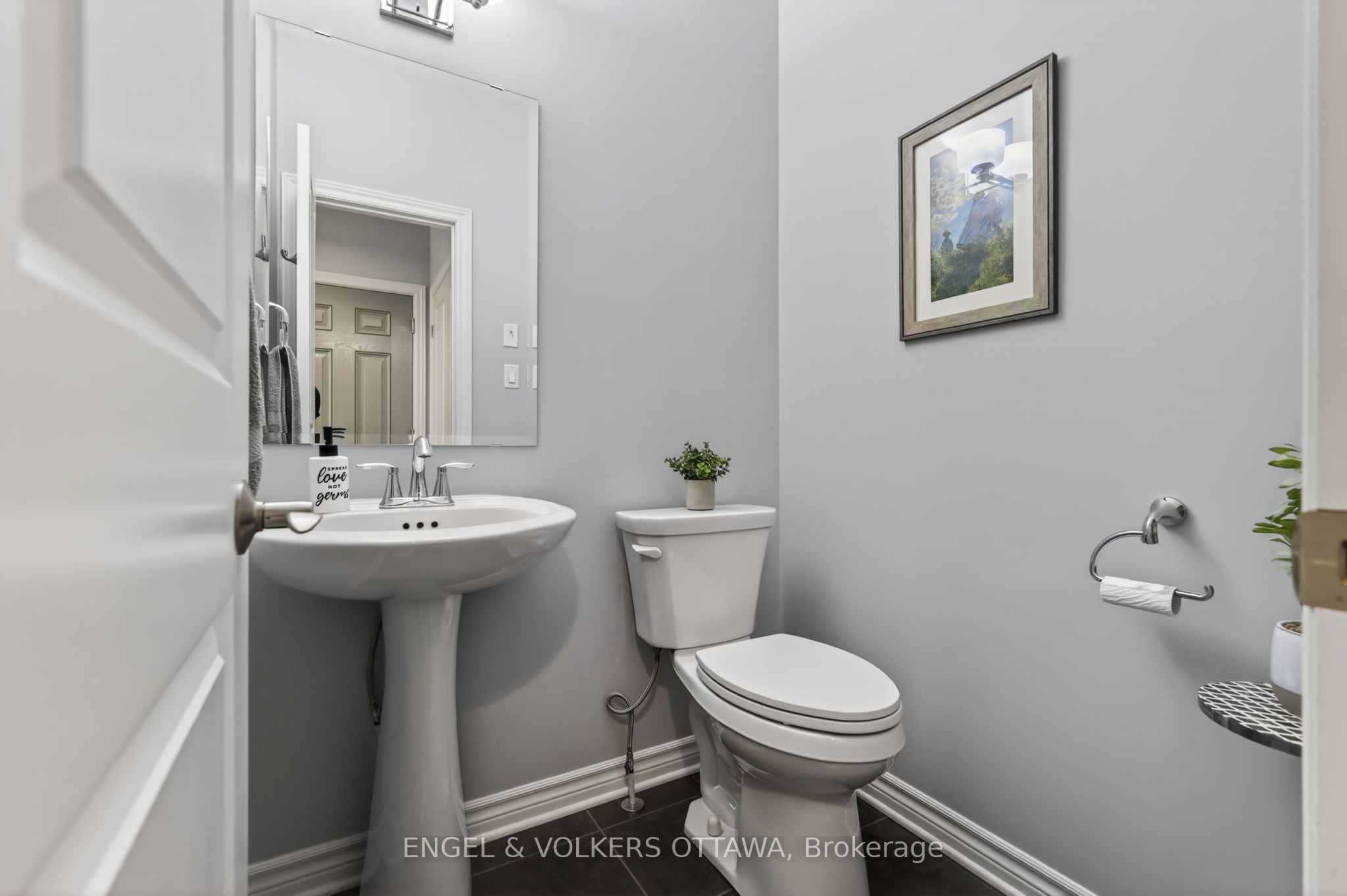 871 Tewin Circle Property Photo 19