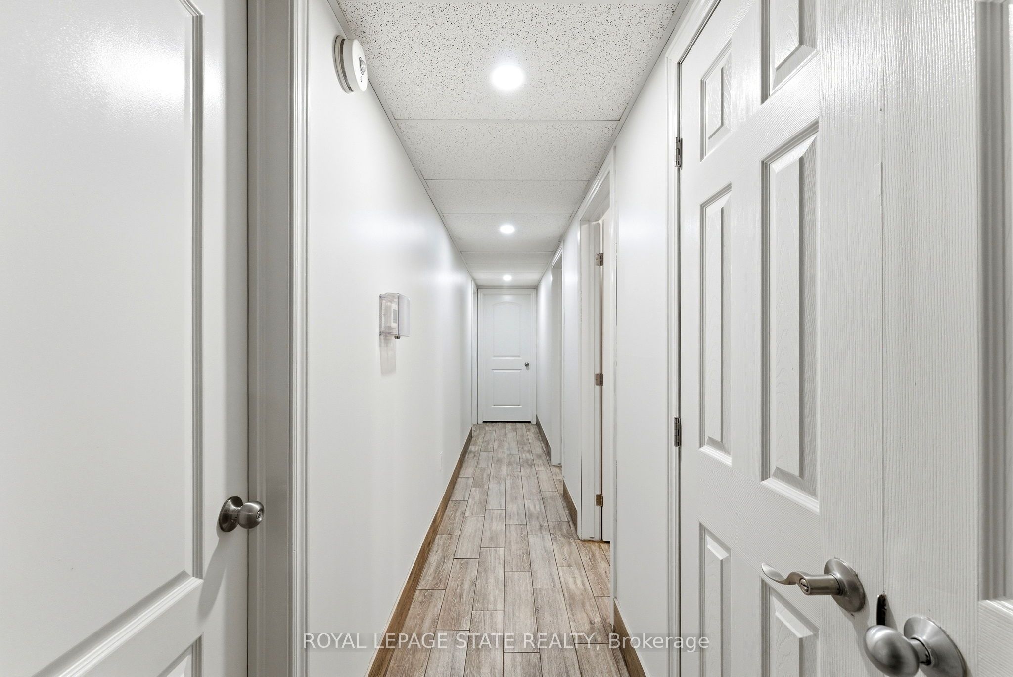 1745 King Street E Property Photo 14