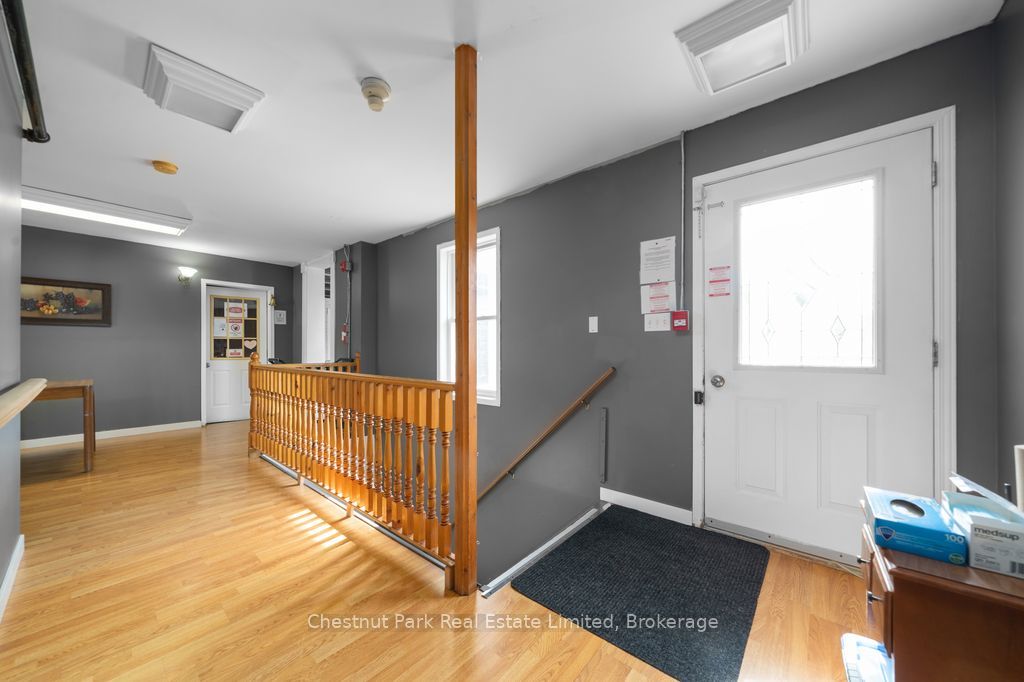 71 Queen Street Property Photo 34