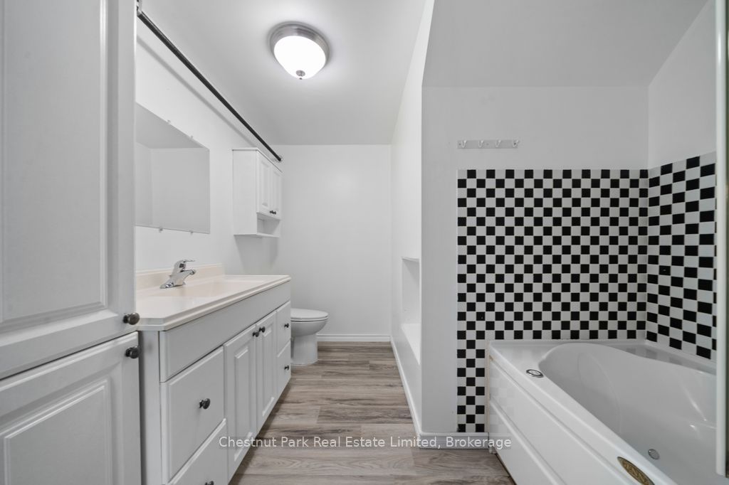 71 Queen Street Property Photo 41