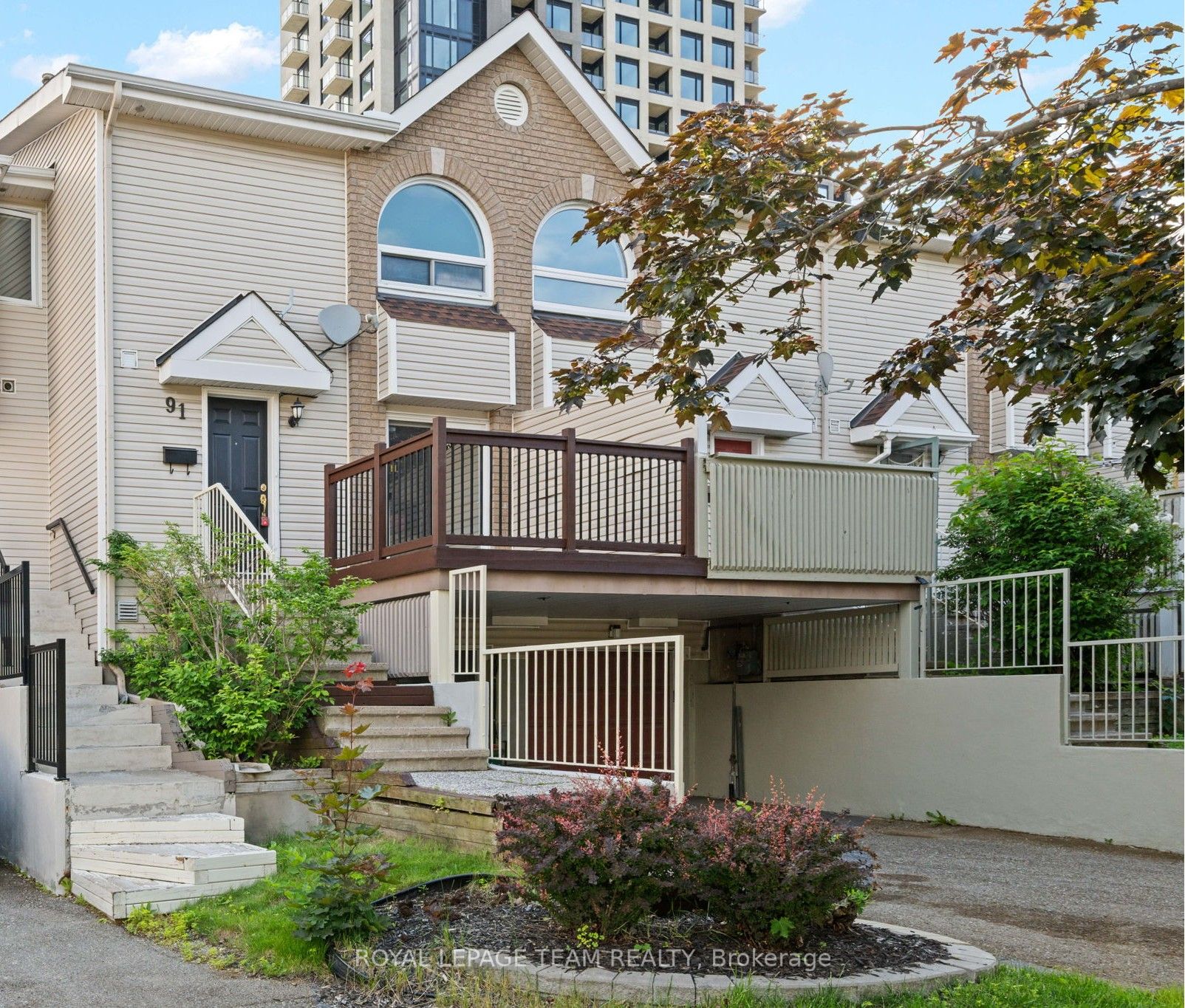 91 Thornbury Crescent Property Photo 1