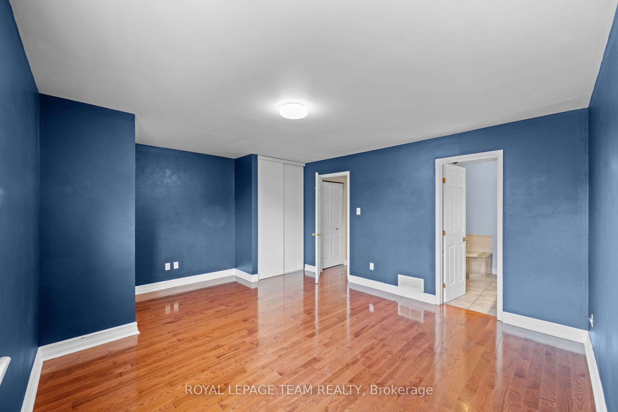 91 Thornbury Crescent Property Photo 28