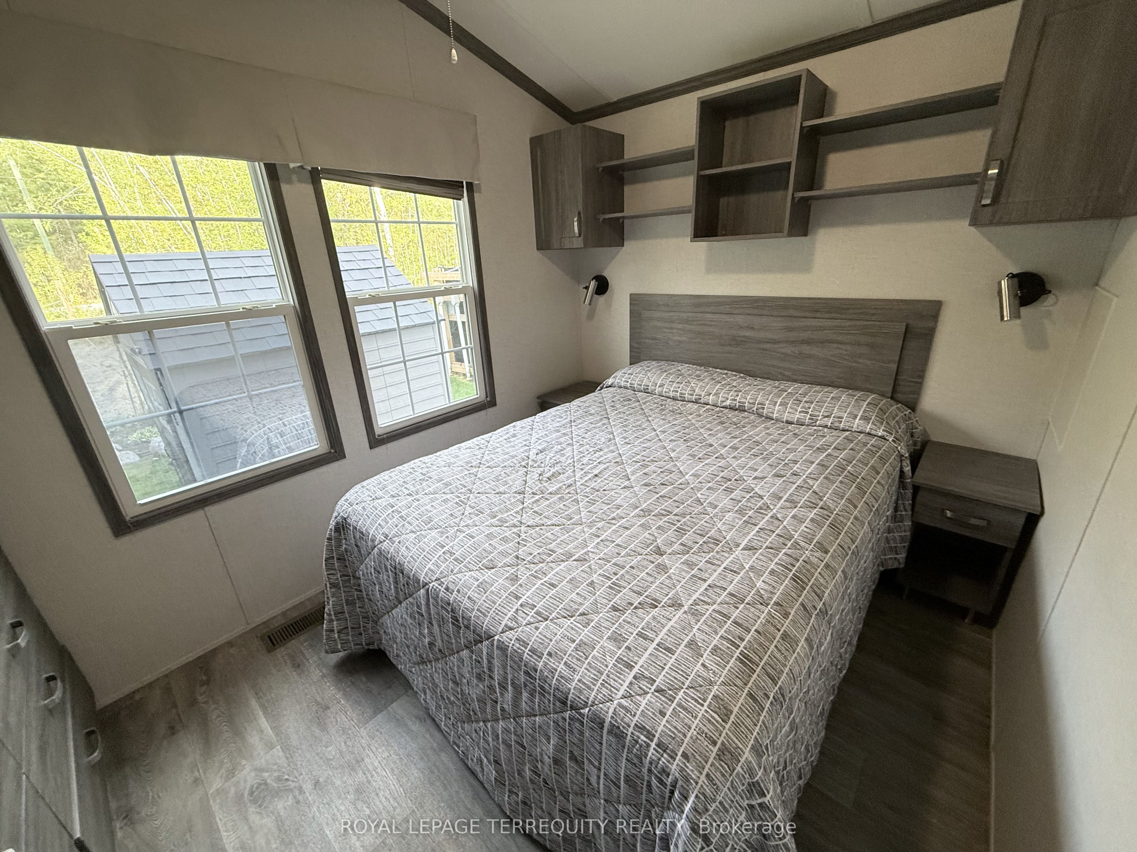 356 Rockhaven Property Photo 11