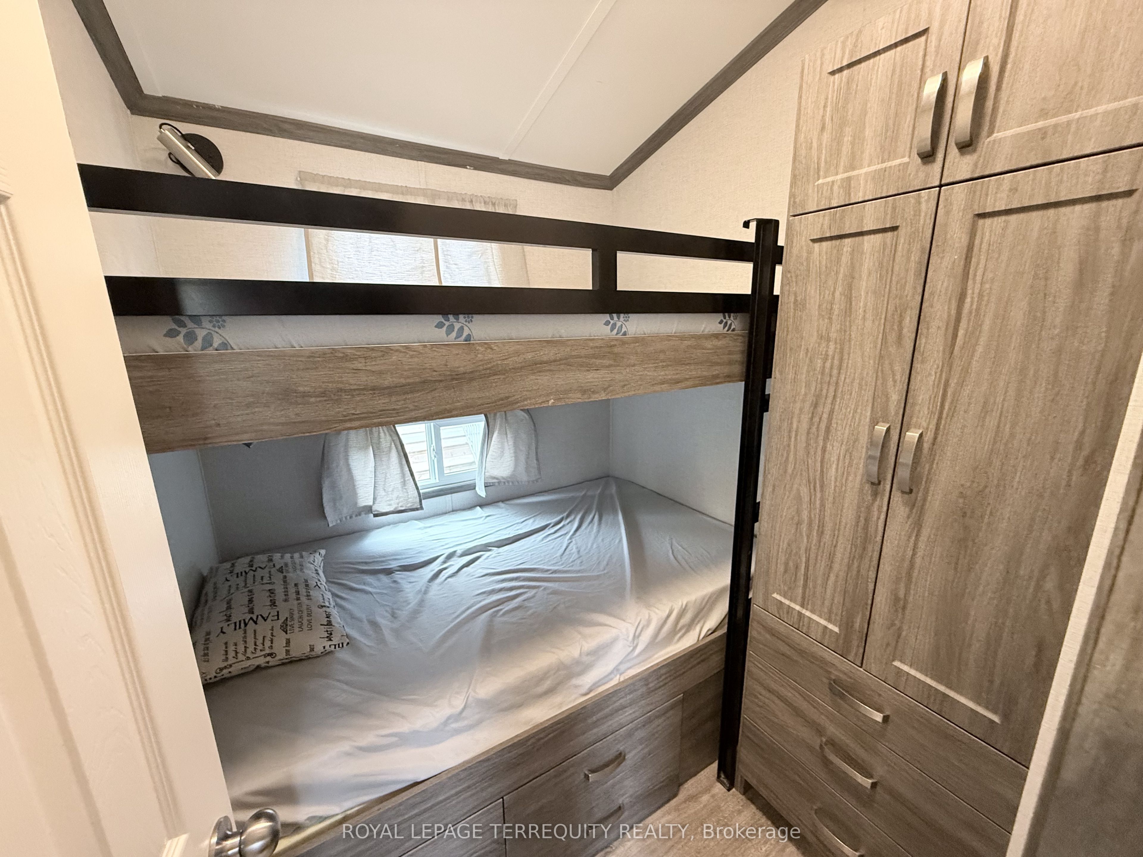356 Rockhaven Property Photo 14