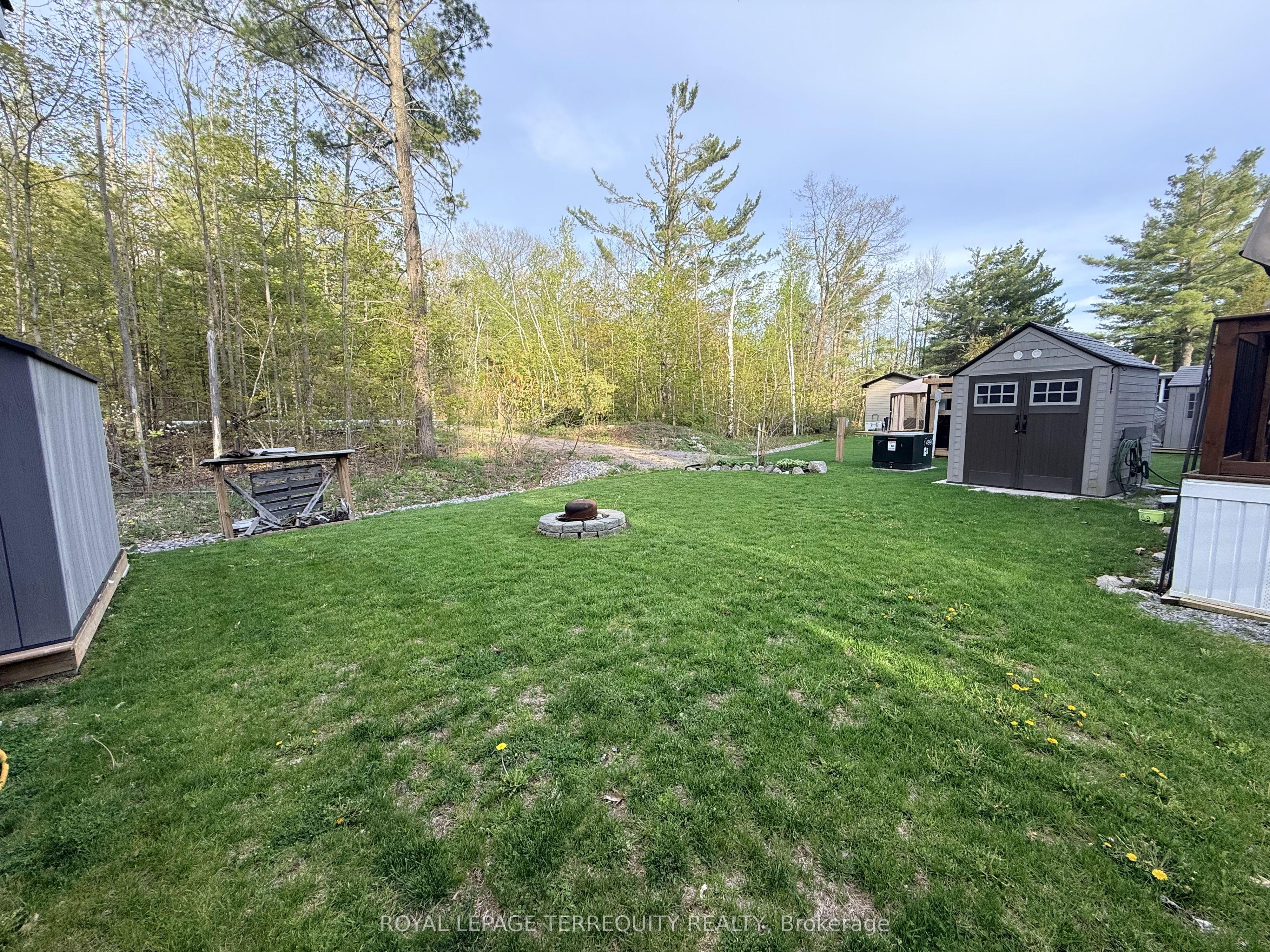 356 Rockhaven Property Photo 16