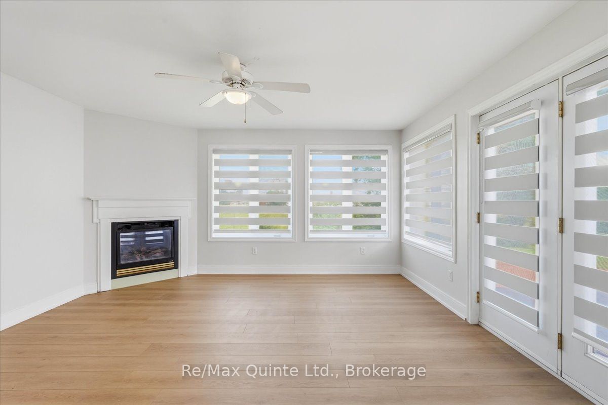 15 Robertson Lane Property Photo 9