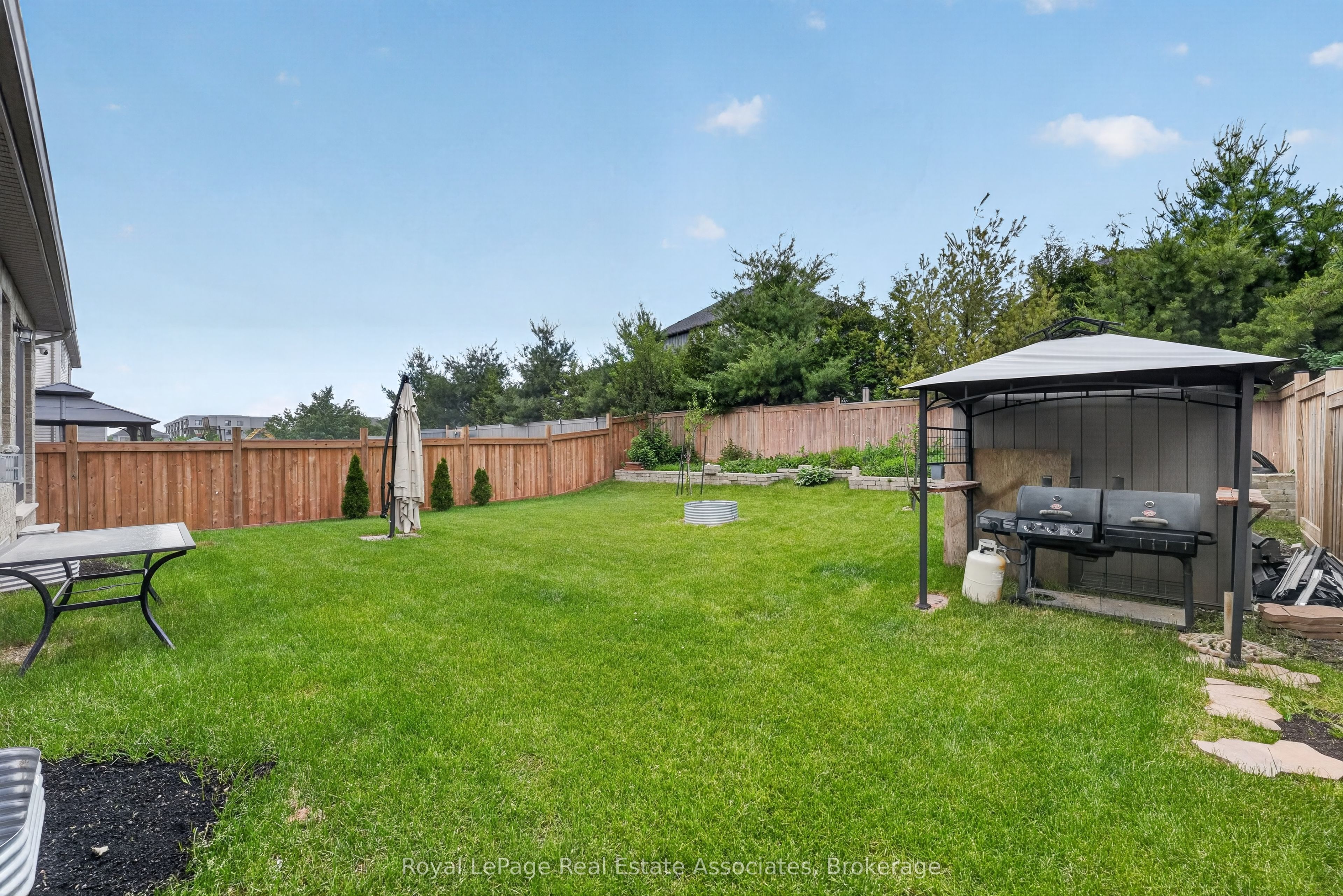 48 Harpin Way E Property Photo 50