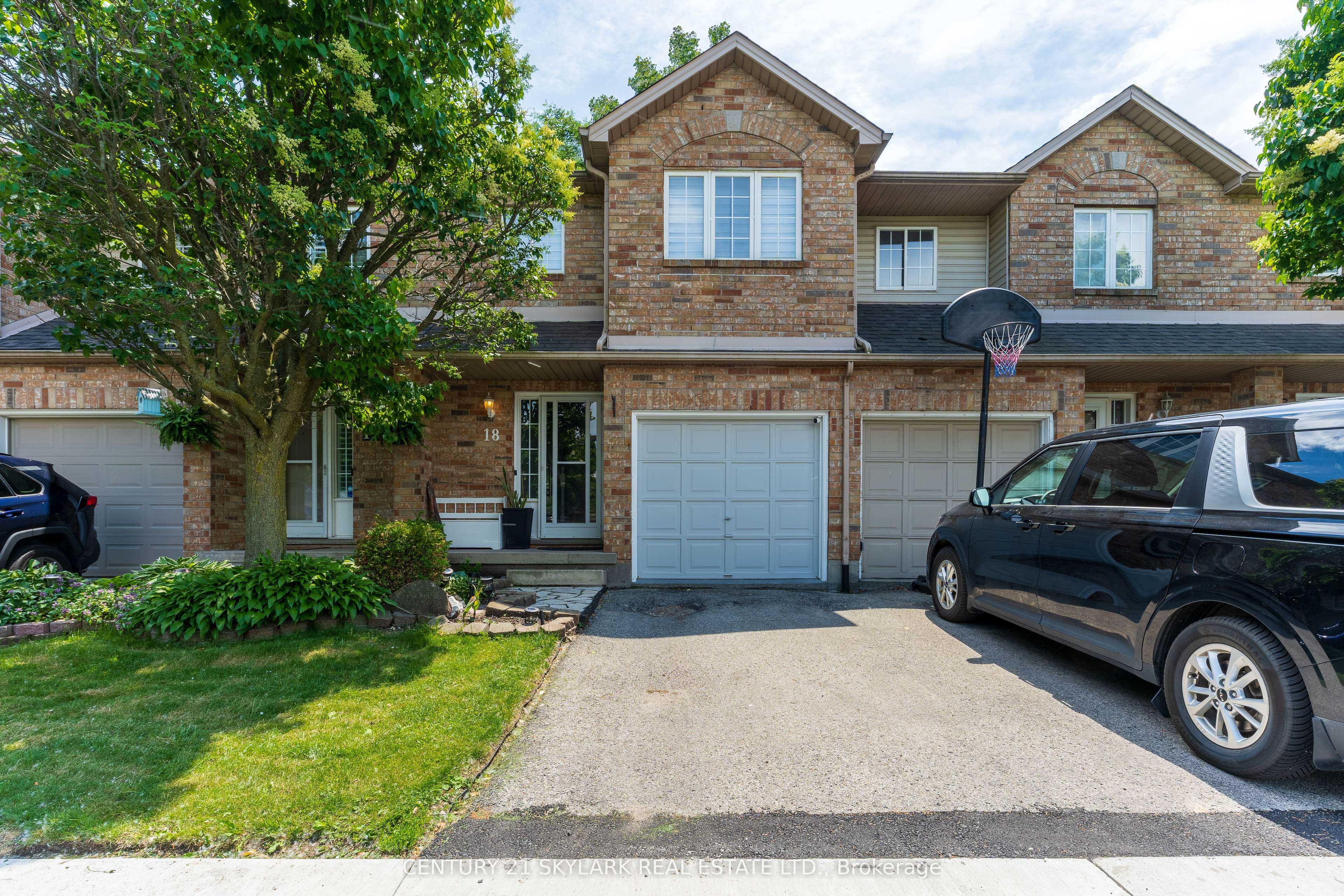10 Cadham Boulevard 18 Property Photo 1
