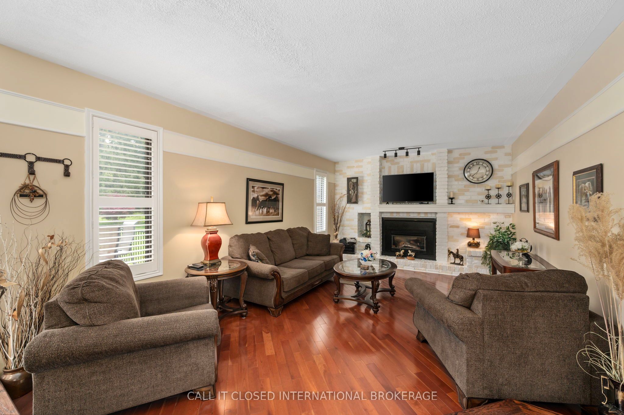 39833 Shady Lane Crescent Property Photo 16