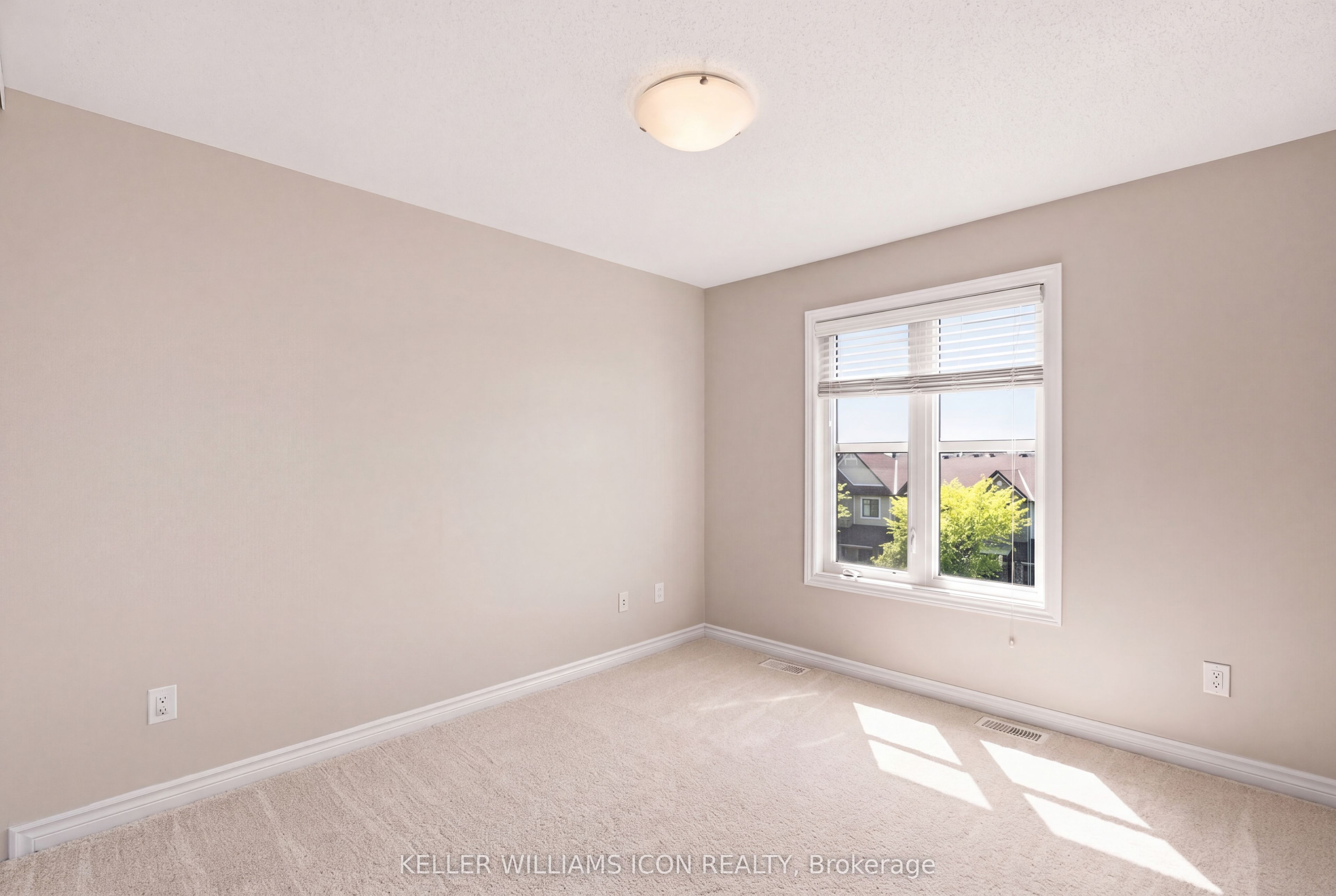 528 Clearbrook Drive Property Photo 17