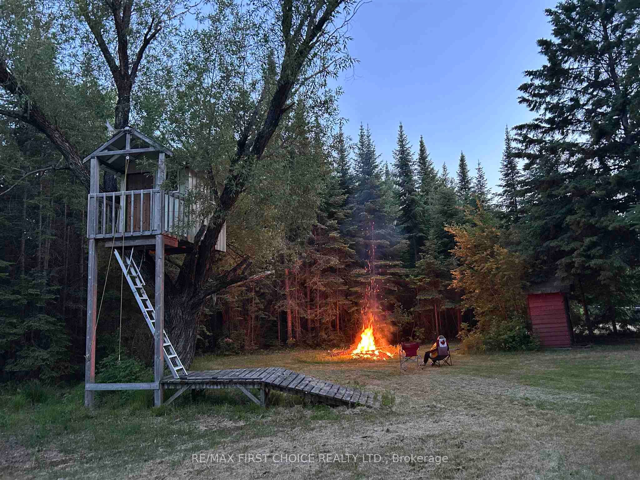 4 Sunset Property Photo 12