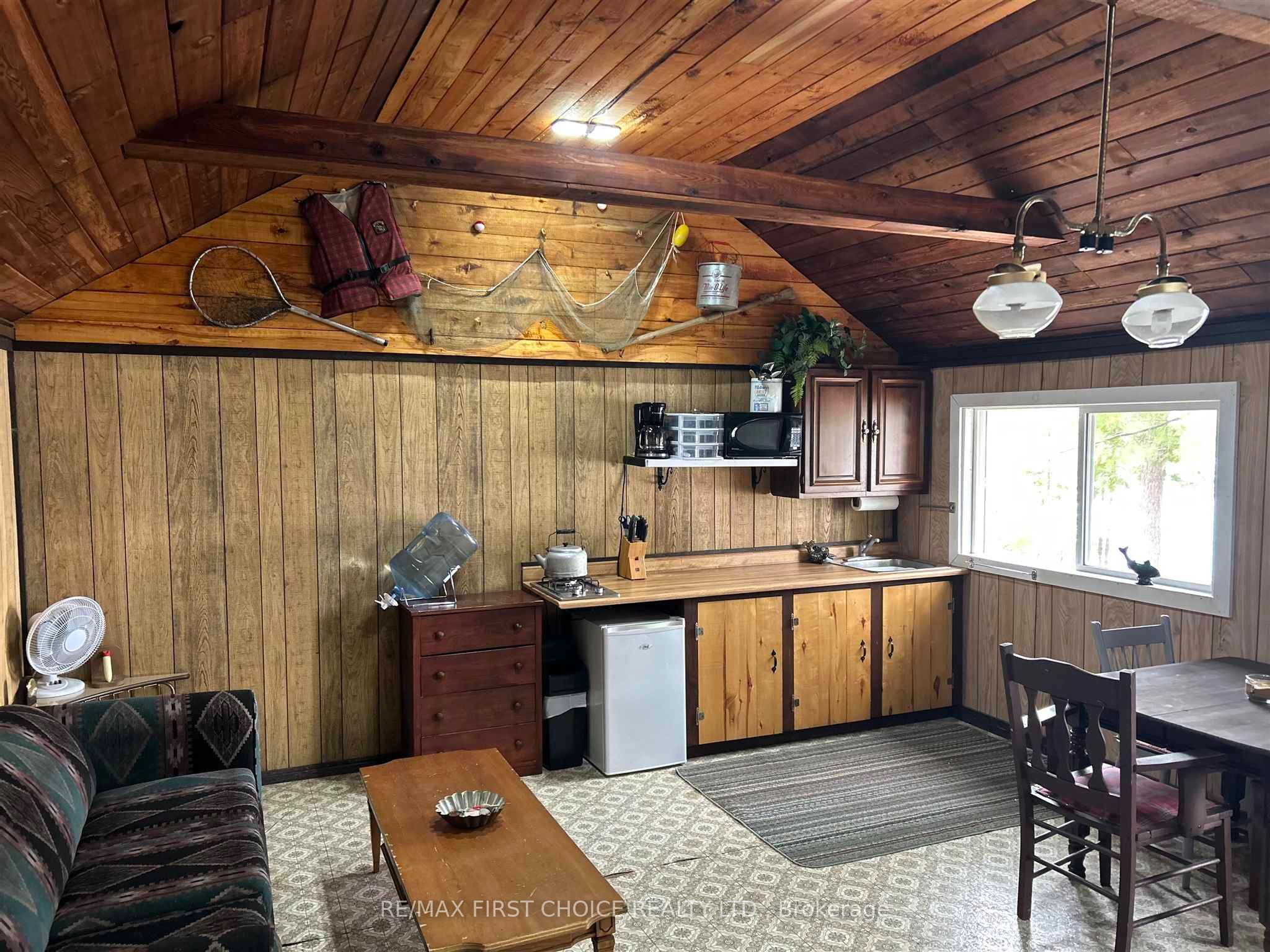 4 Sunset Property Photo 17