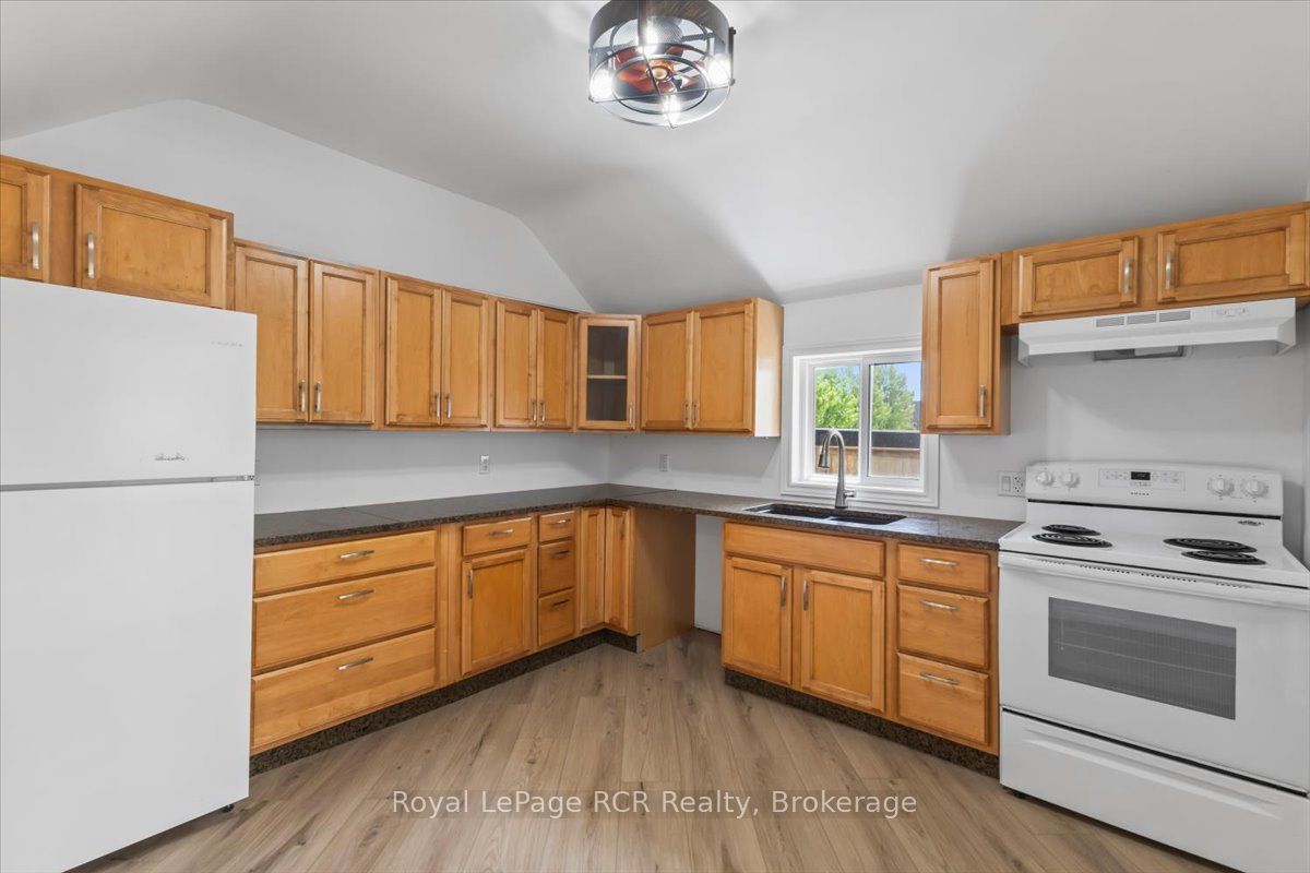 503 10th Avenue Property Photo 12