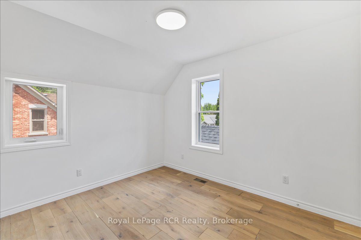 503 10th Avenue Property Photo 23