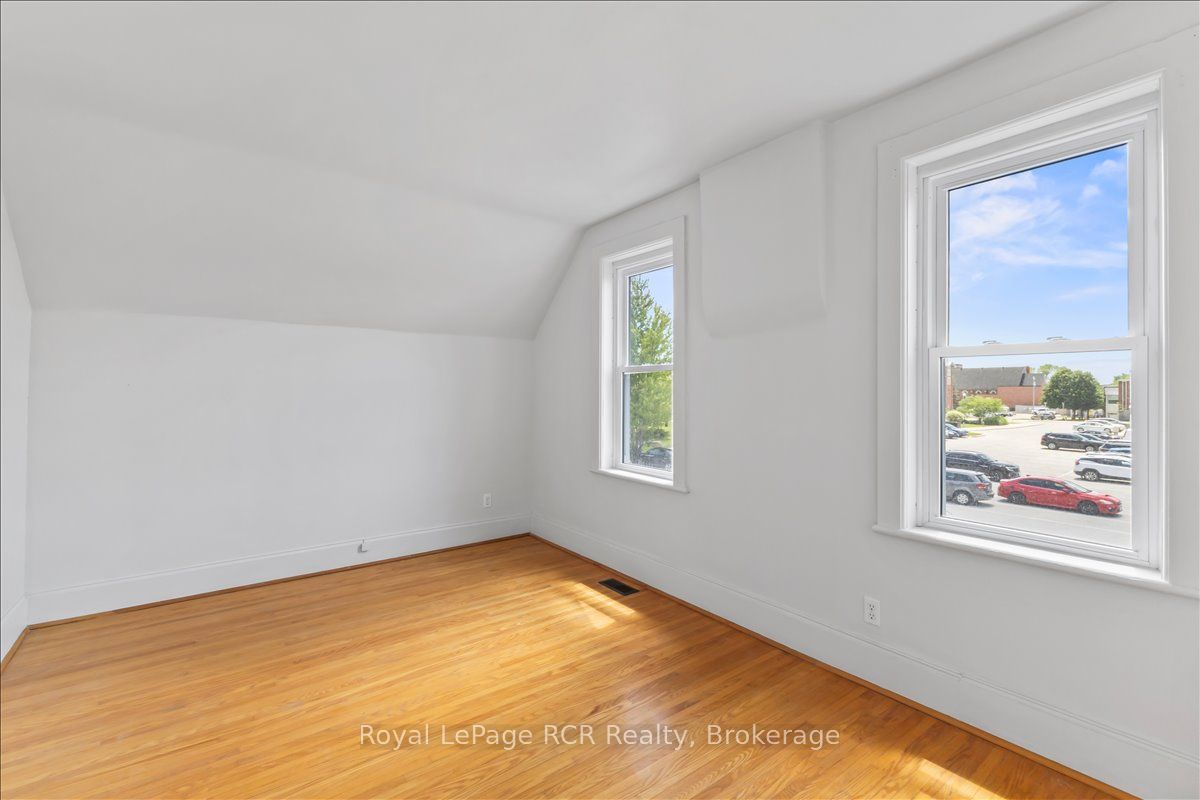 503 10th Avenue Property Photo 25