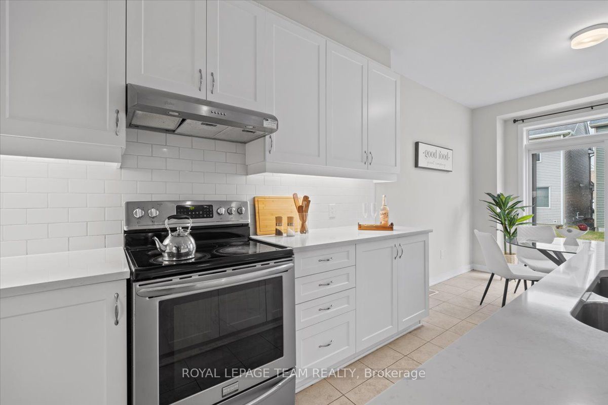331 Crossway Terrace Property Photo 14