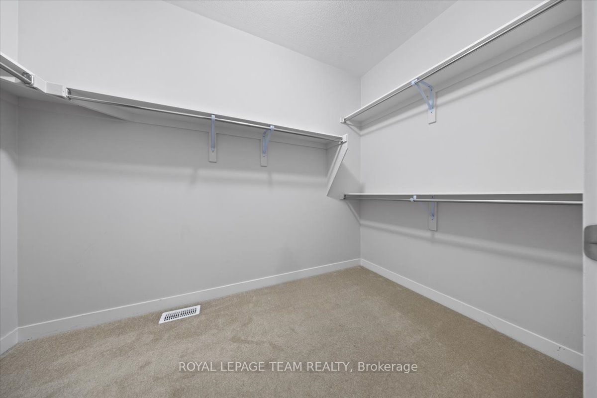 331 Crossway Terrace Property Photo 28