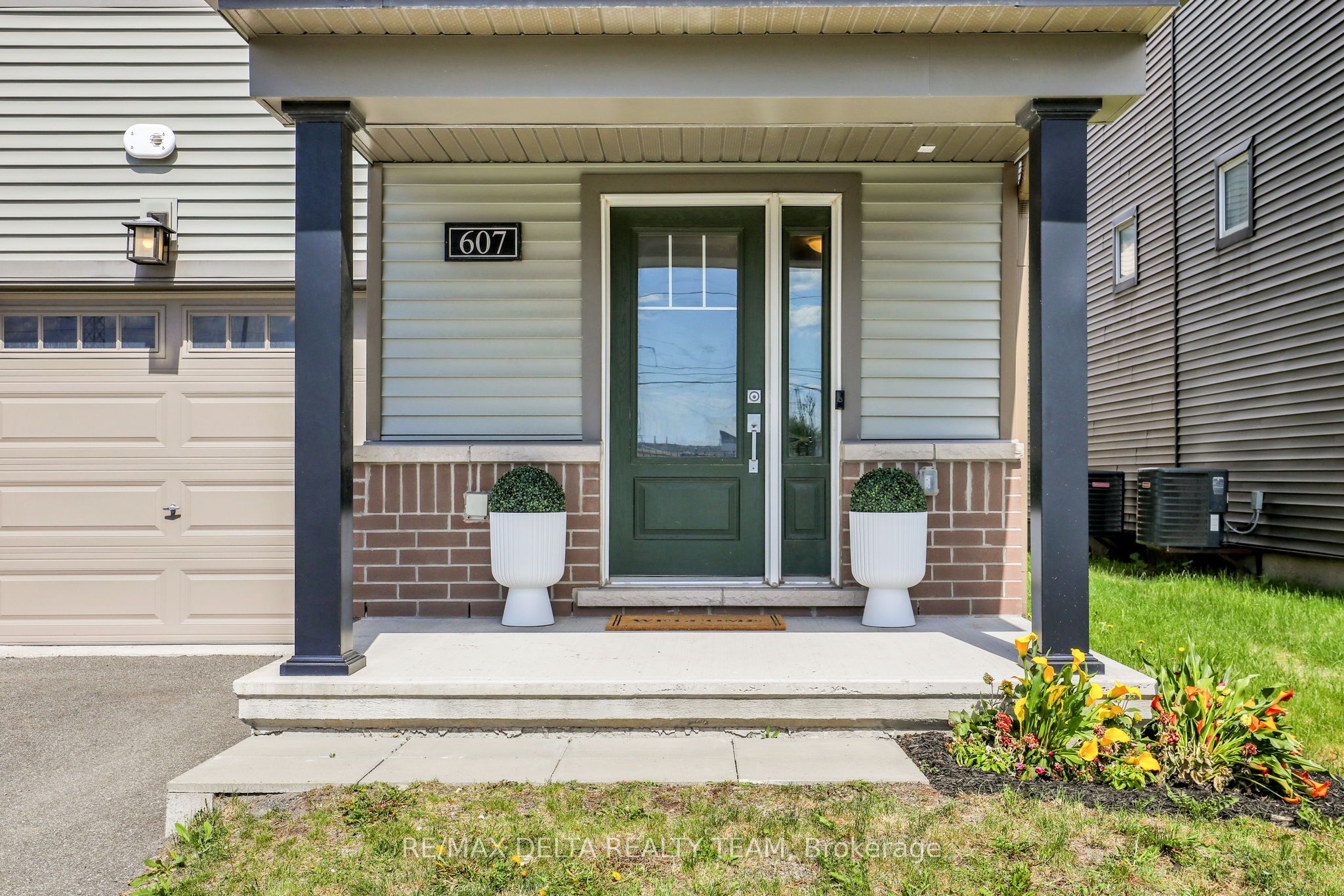 607 Prominence Way Property Photo 4
