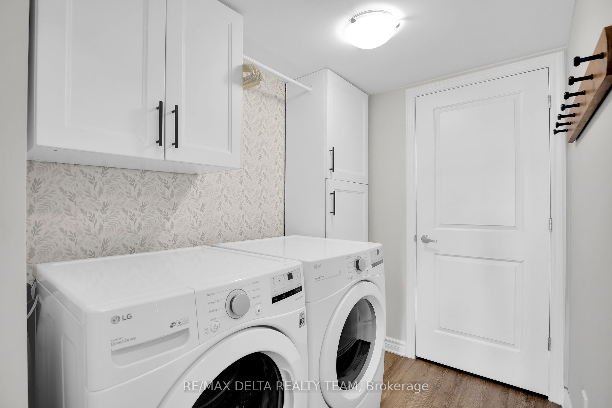 607 Prominence Way Property Photo 33