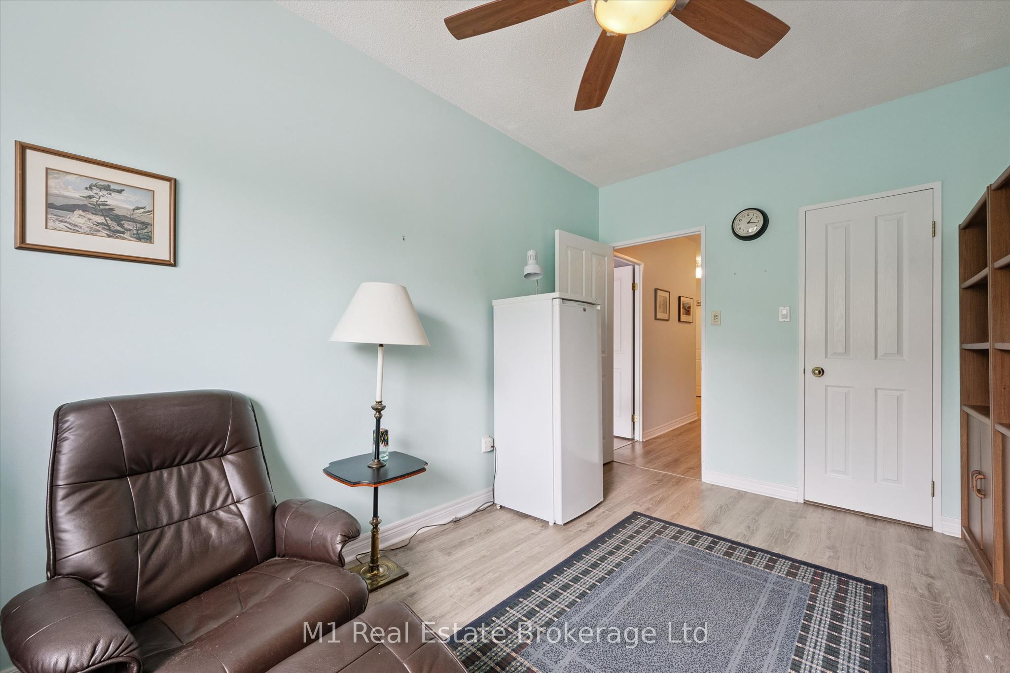 60 Wyndham Street S 207 Property Photo 32