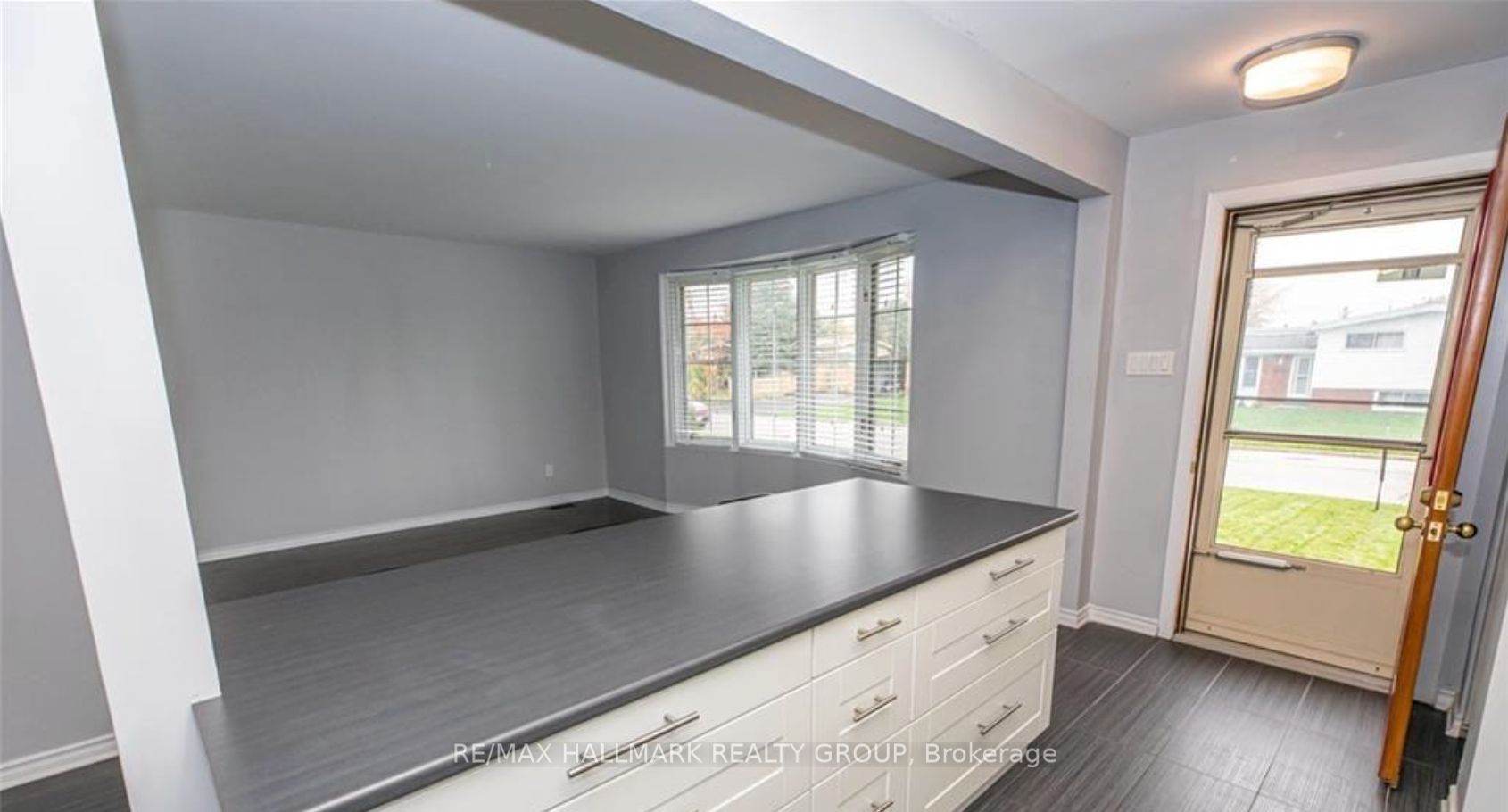 1387 Sault Street A Property Photo 5