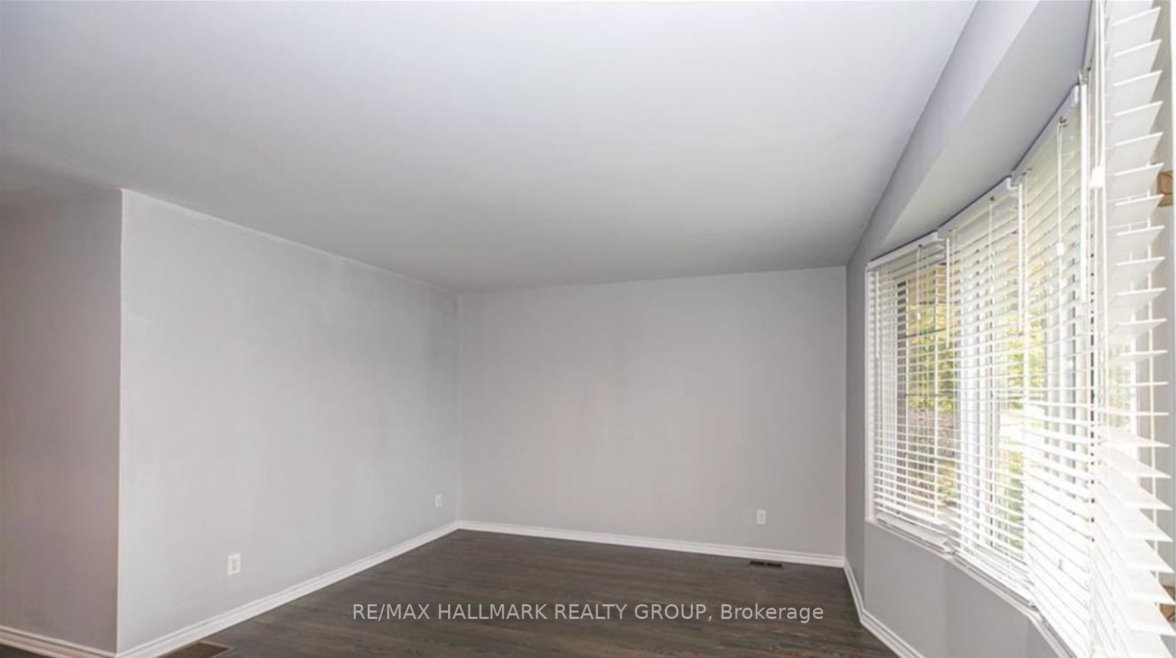1387 Sault Street A Property Photo 6