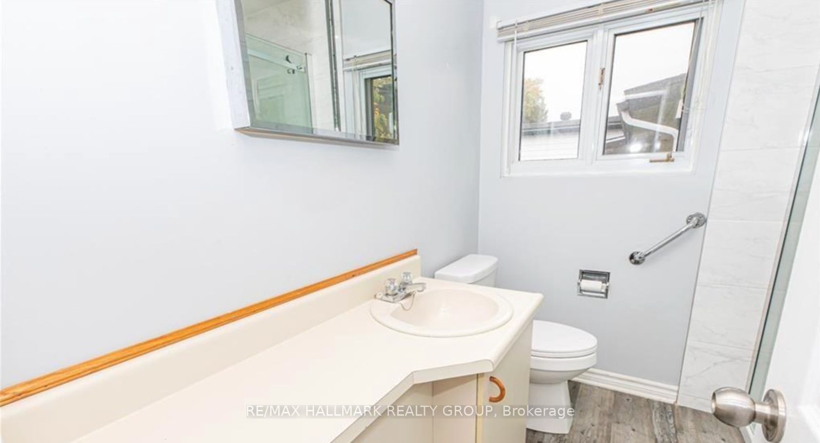1387 Sault Street A Property Photo 15