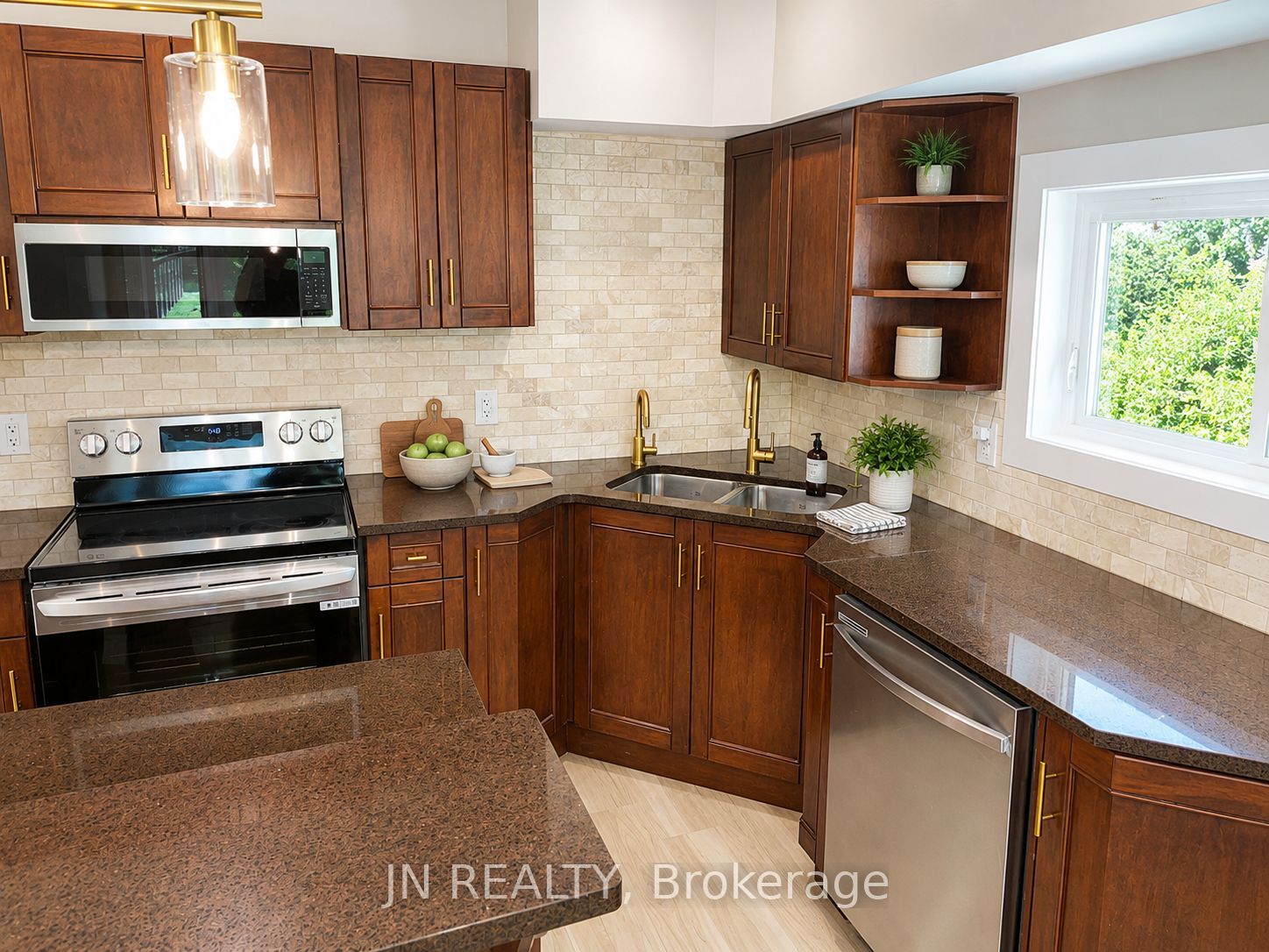 1962 W Franklin Avenue W Property Photo 11