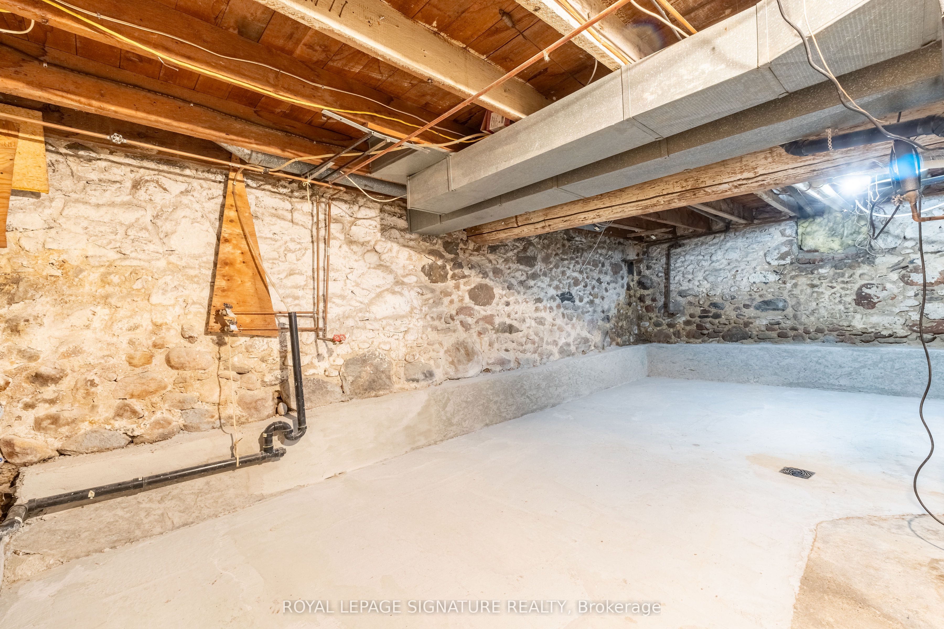 195 Rubidge Street Property Photo 25